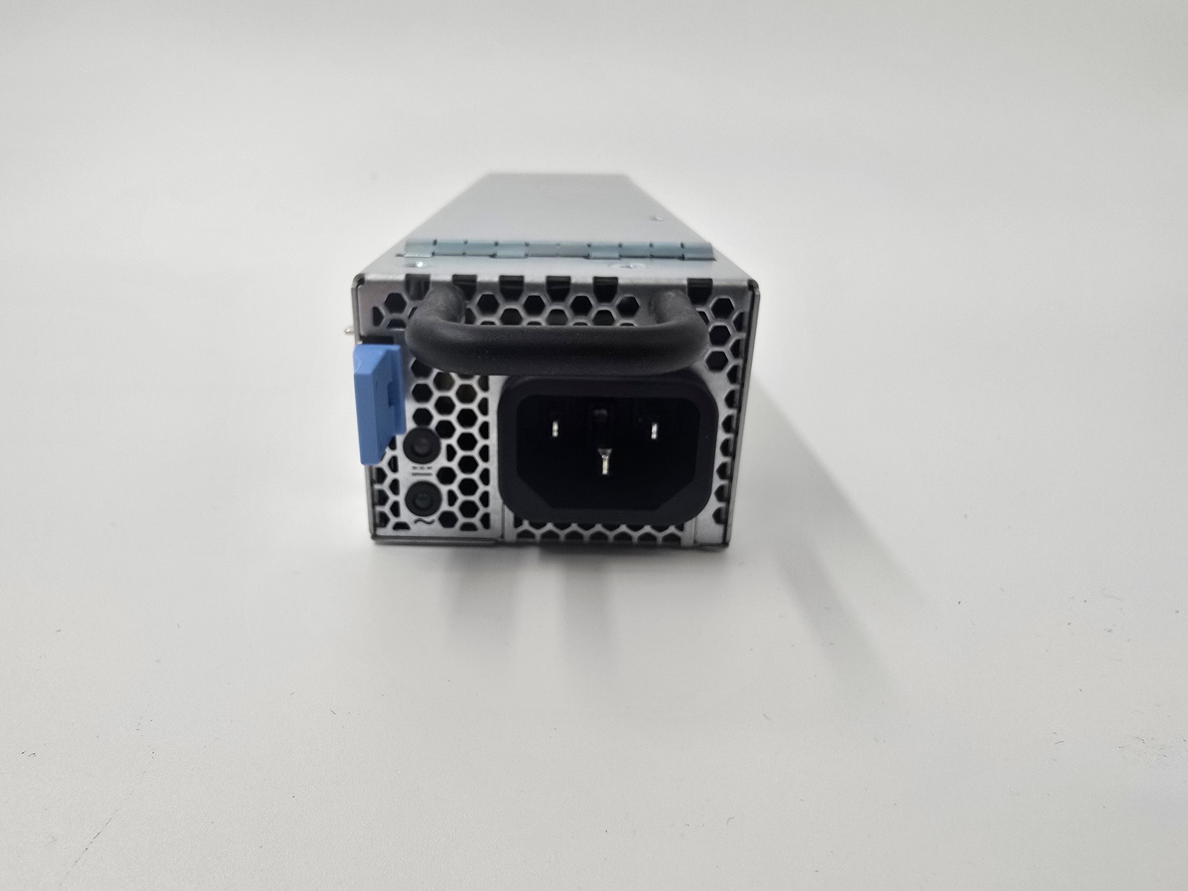 F5 iSeries 250W AC Platinum Efficiency Power Supply