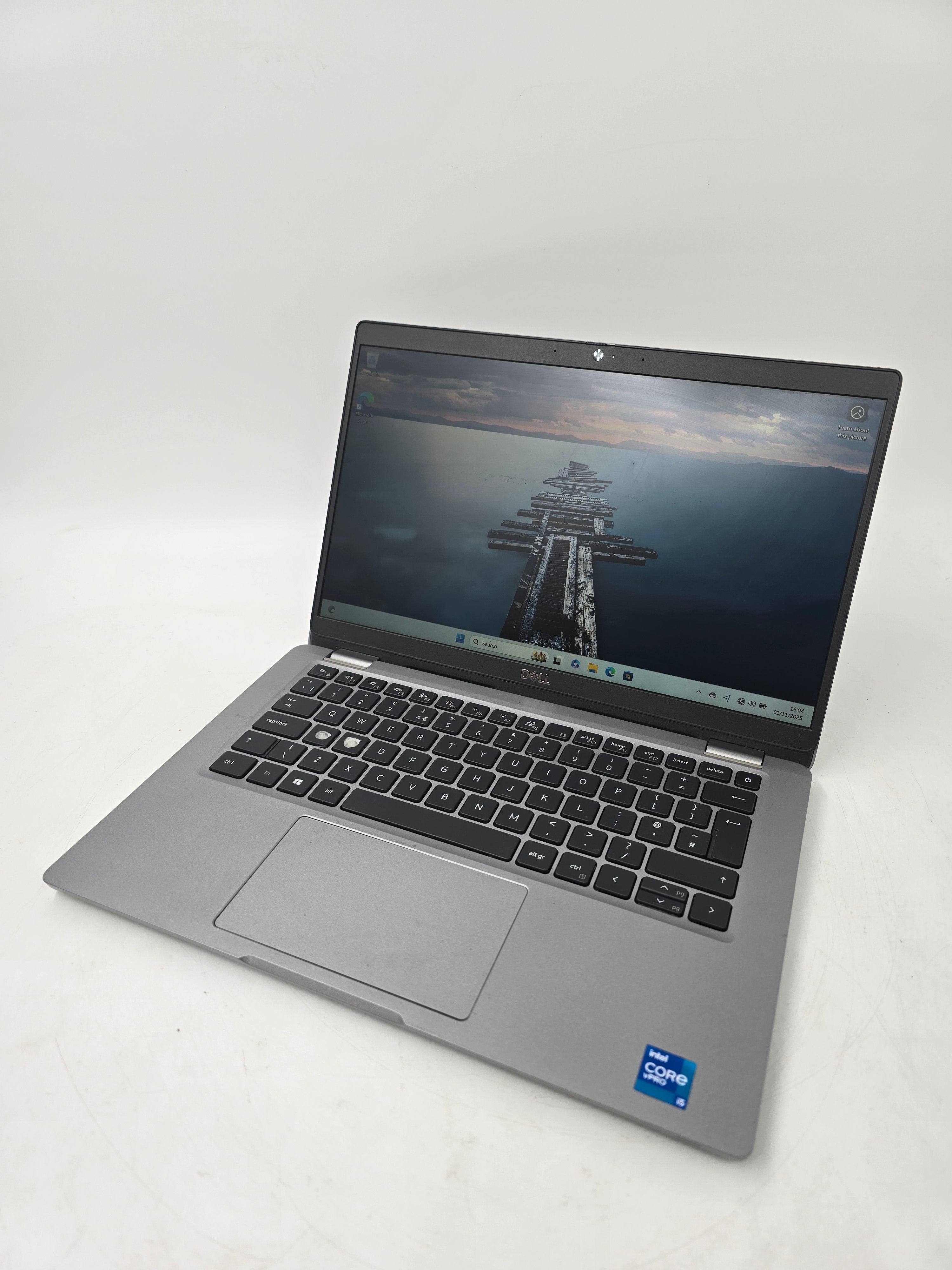 Dell Latitude 5320 13.3" Screen i5 11th Gen 8GB RAM 256GB SSD W11