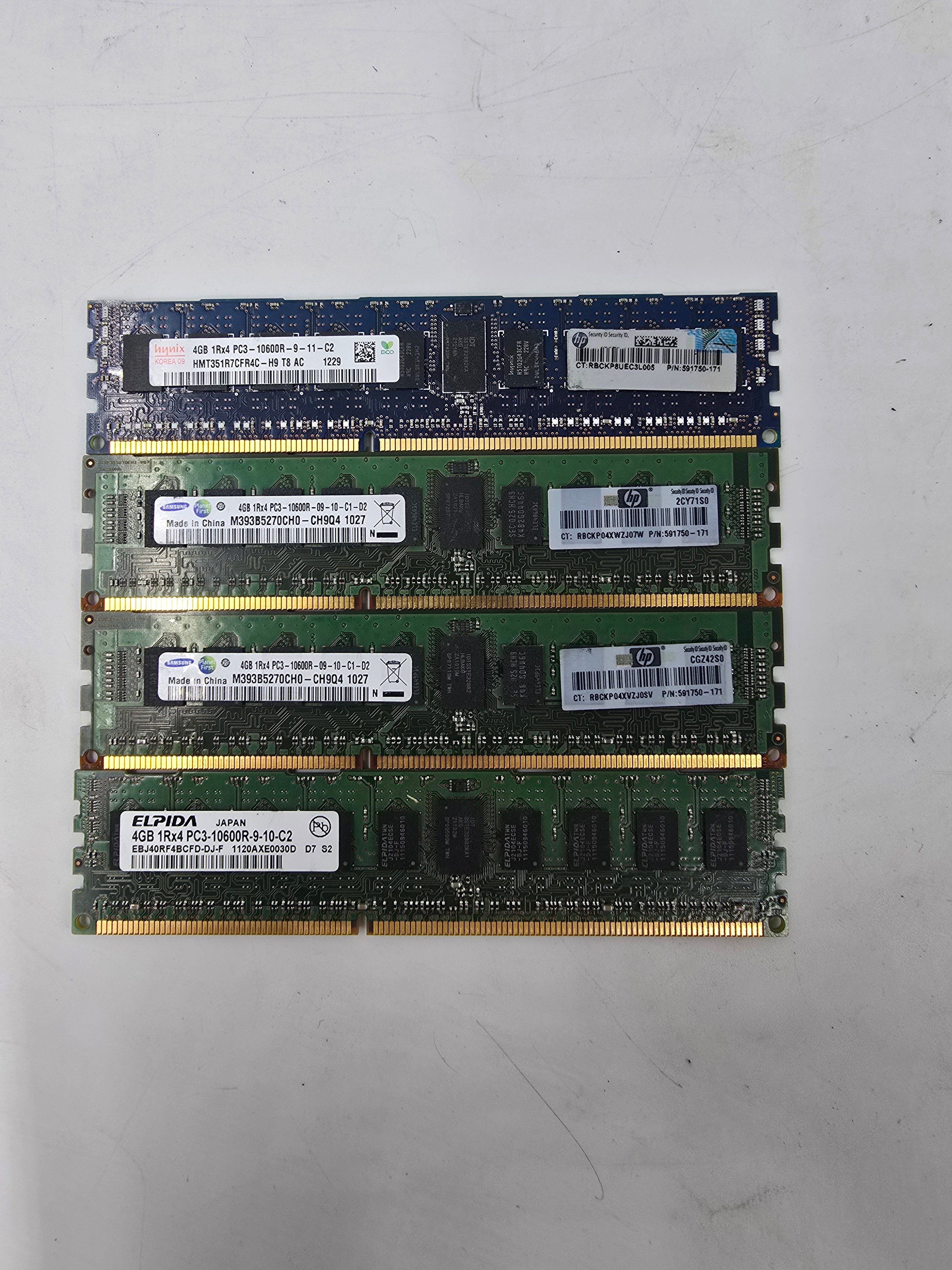 Server RAM 372GB (93x 4GB) 1Rx4 PC3 10600R Lot of 93
