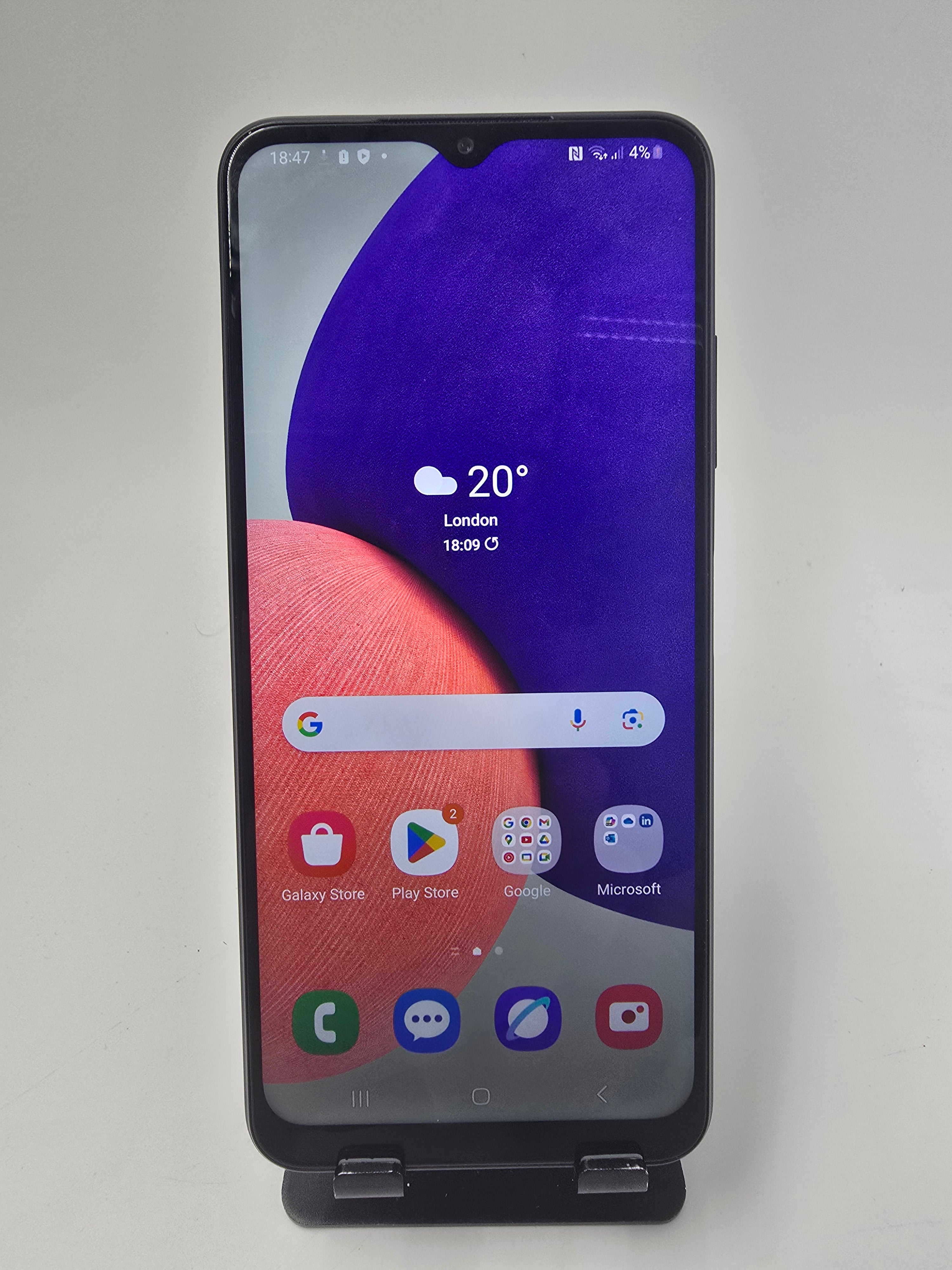 Samsung Galaxy A22 5G 6.6" 64GB Storage O2 Network Lock Black