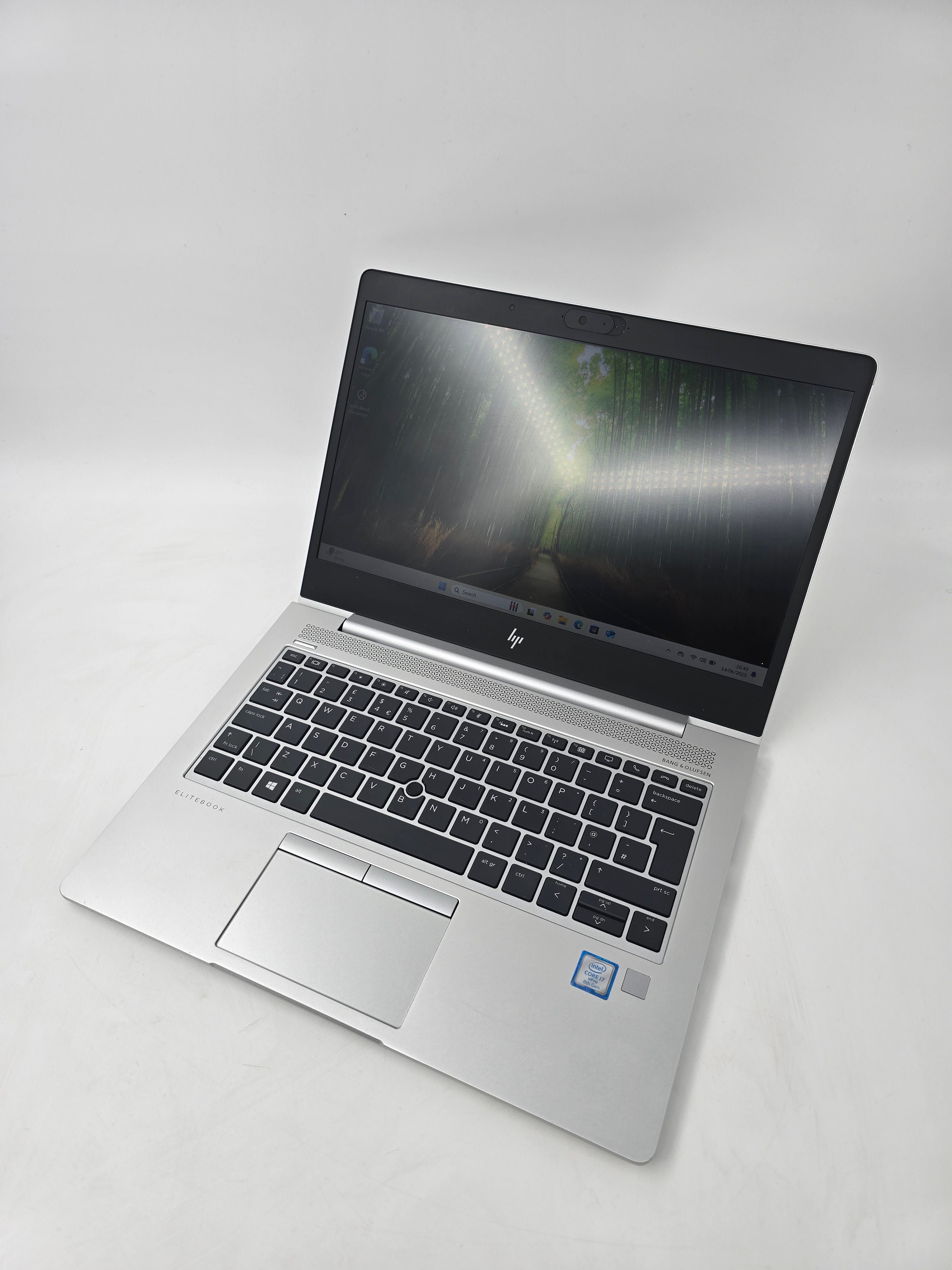 HP Laptop EliteBook 830 G5 13.3" Screen i7 8th Gen 16GB RAM 512GB SSD W11