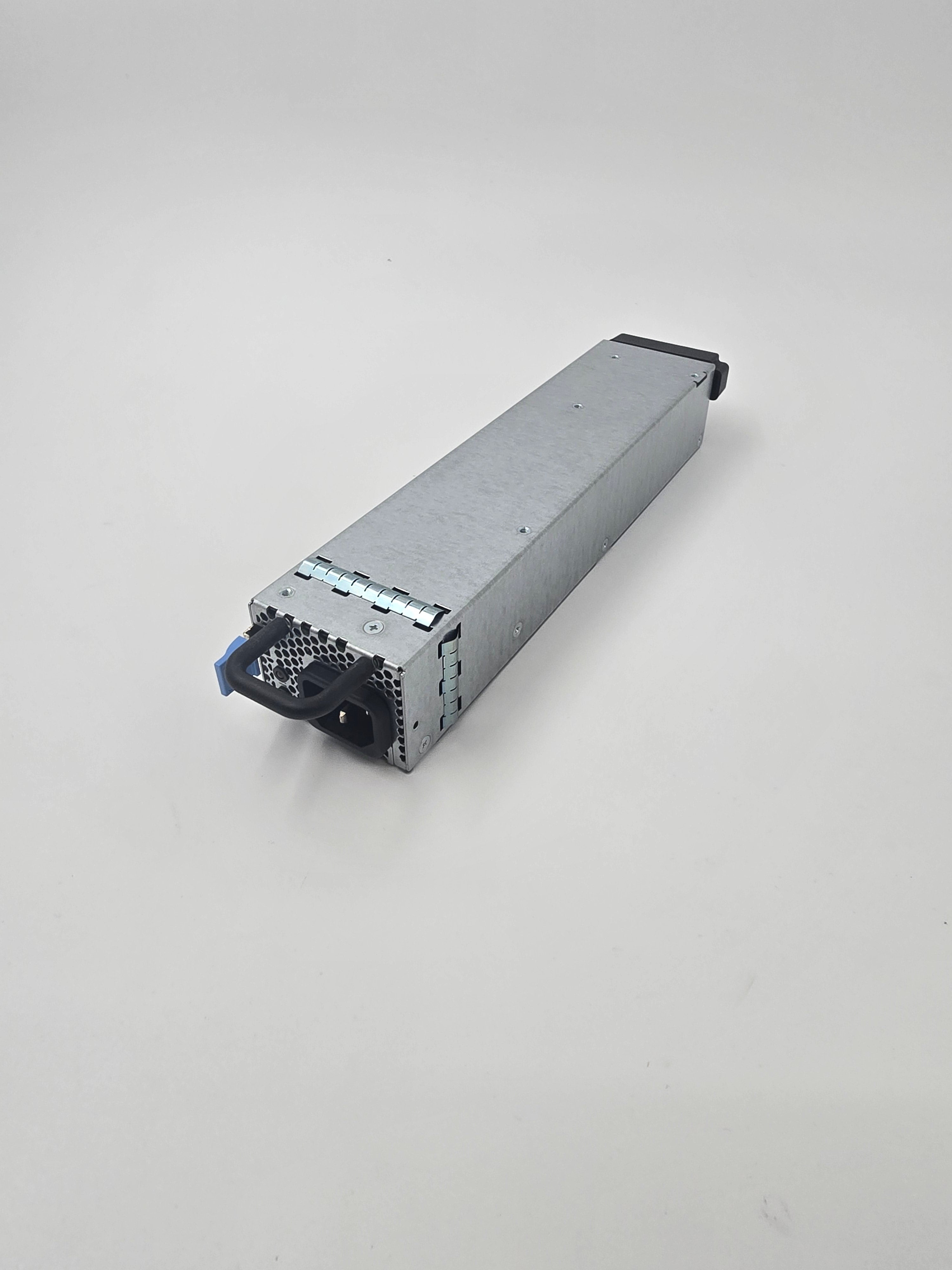 F5 iSeries 250W AC Platinum Efficiency Power Supply