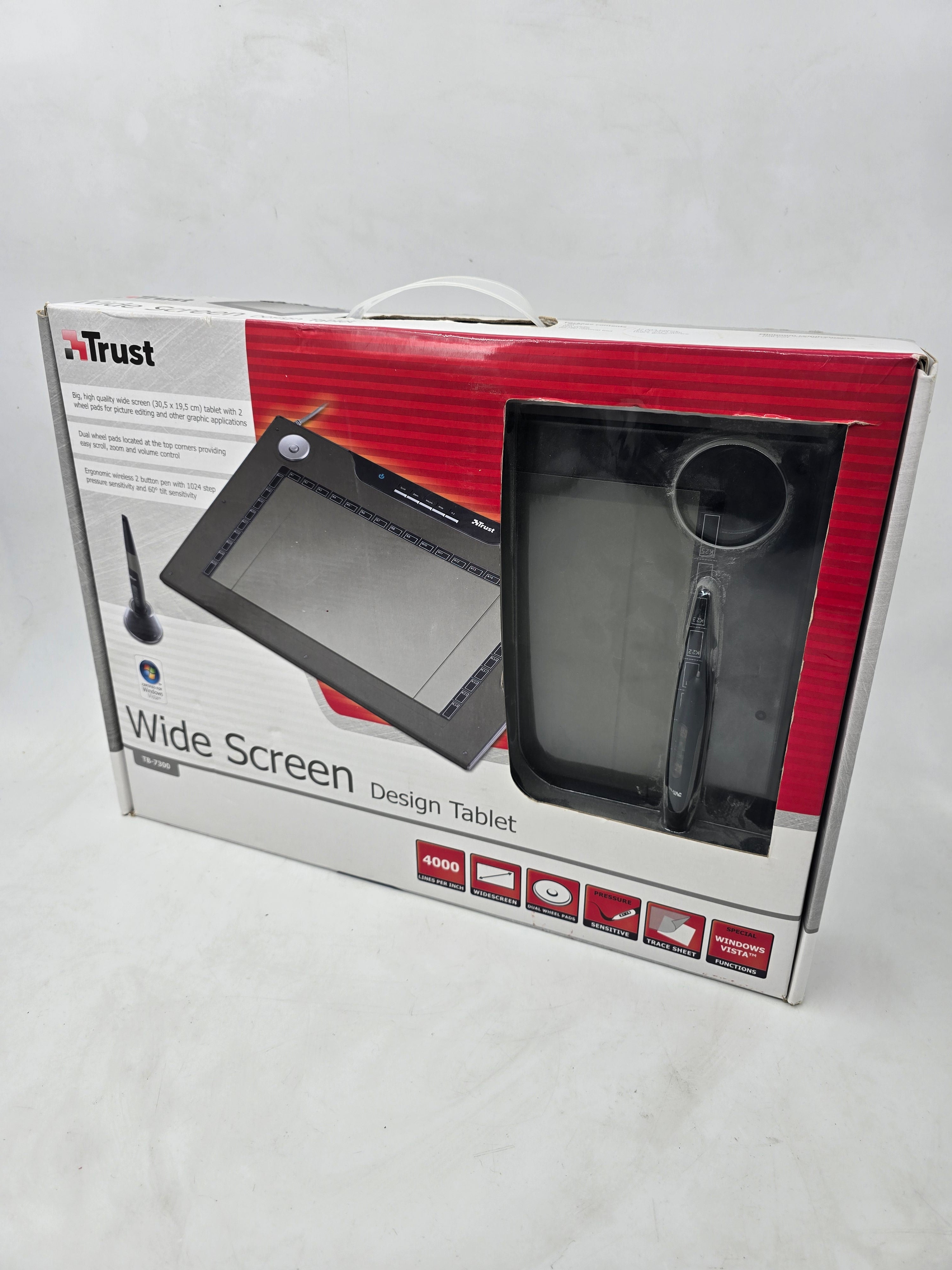 EM Trust Wide Screen Design Tablet TB-7300 W/ Pen & Pen Holder