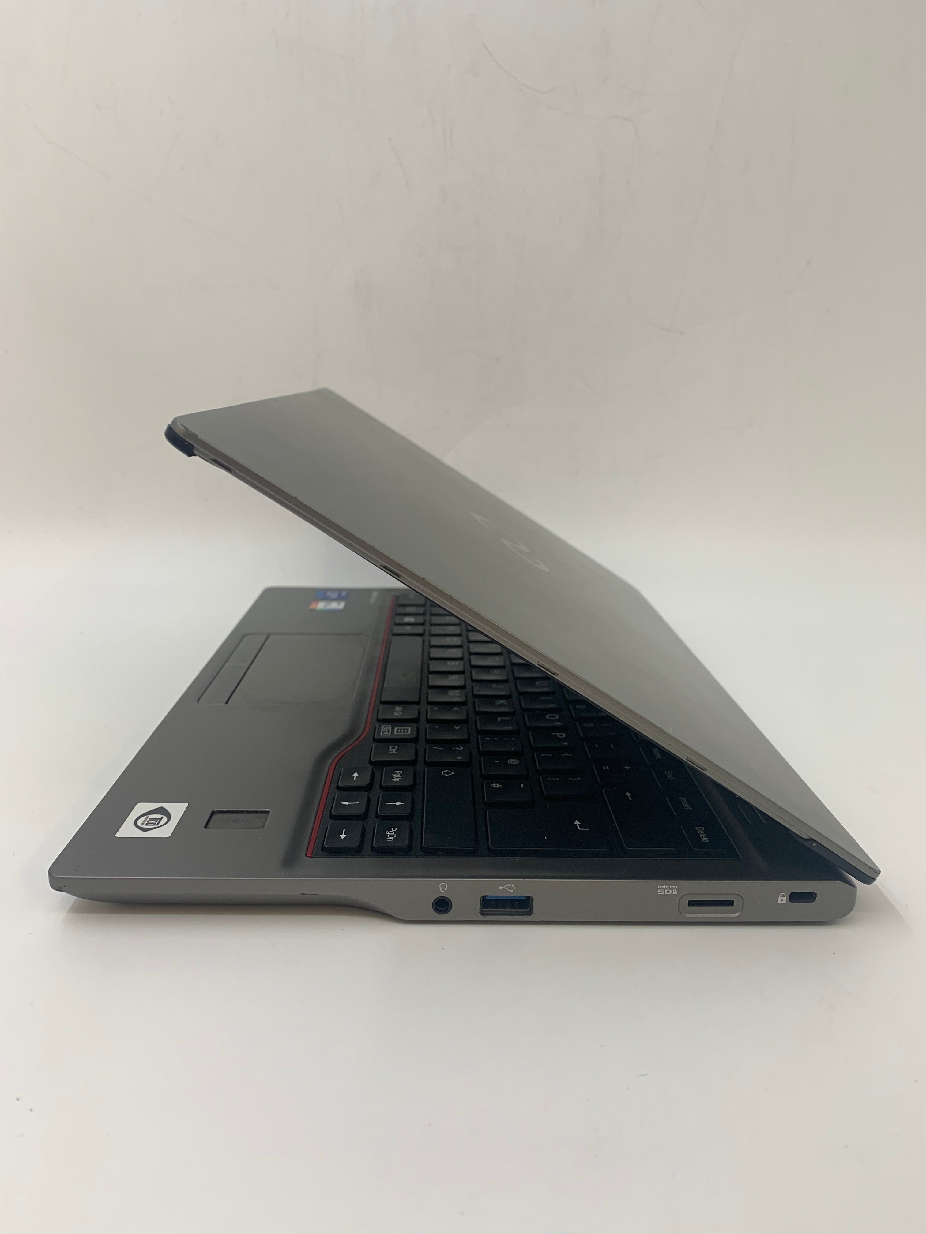 Fujitsu Lifebook U7411 Spares: 14" FHD, i7 11th Gen, 16GB RAM, 512GB SSD, W11 Pro