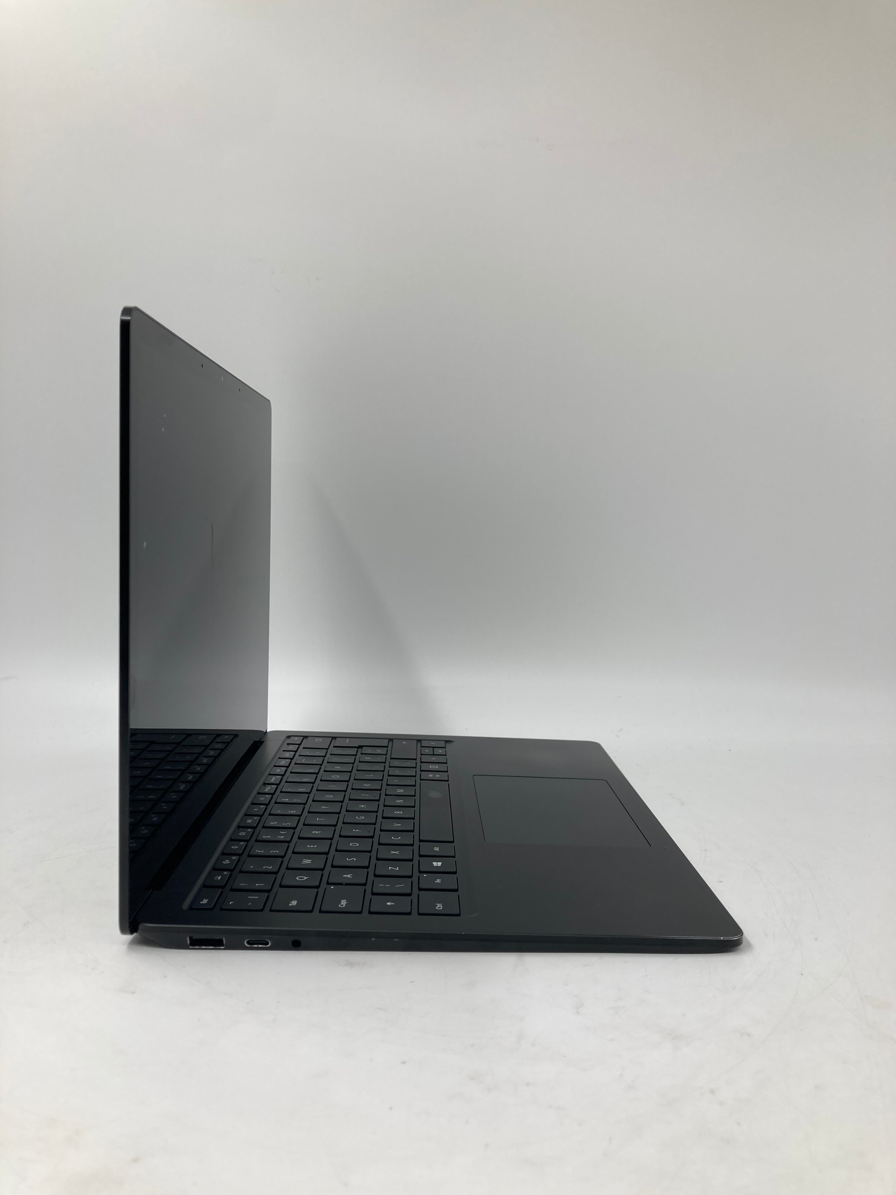 Microsoft Surface Laptop 3 i5 10th Gen 8GB RAM 256GB SSD W11