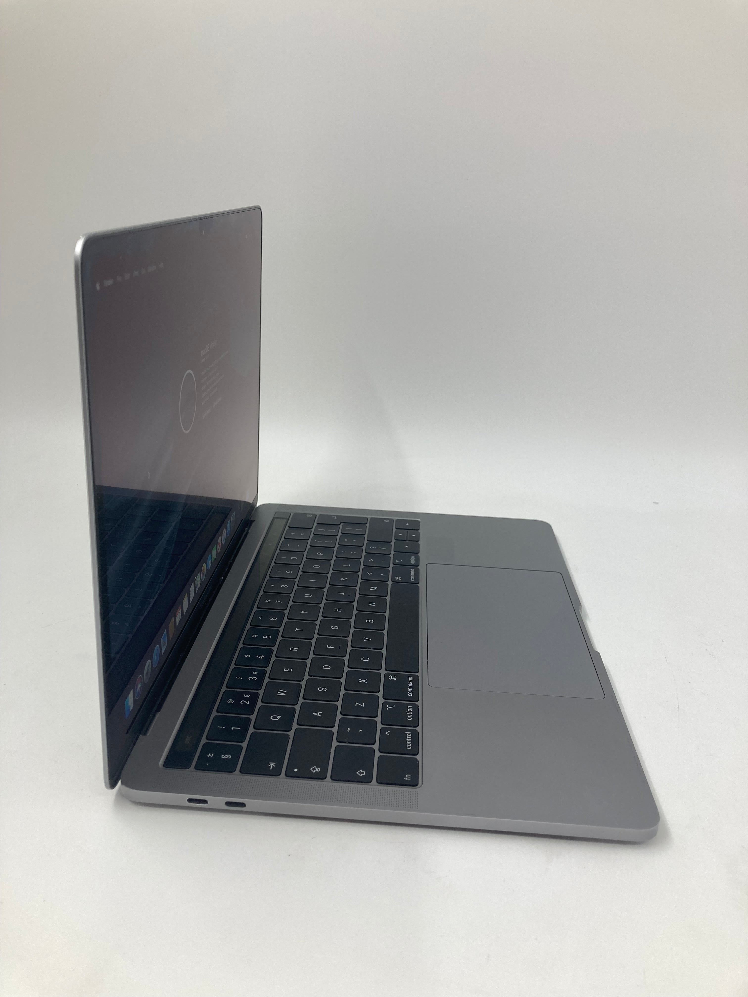 Apple MacBook Pro 2019 A1989 13" Screen i7 8th Gen 16GB RAM 250GB SSD OS Mojave