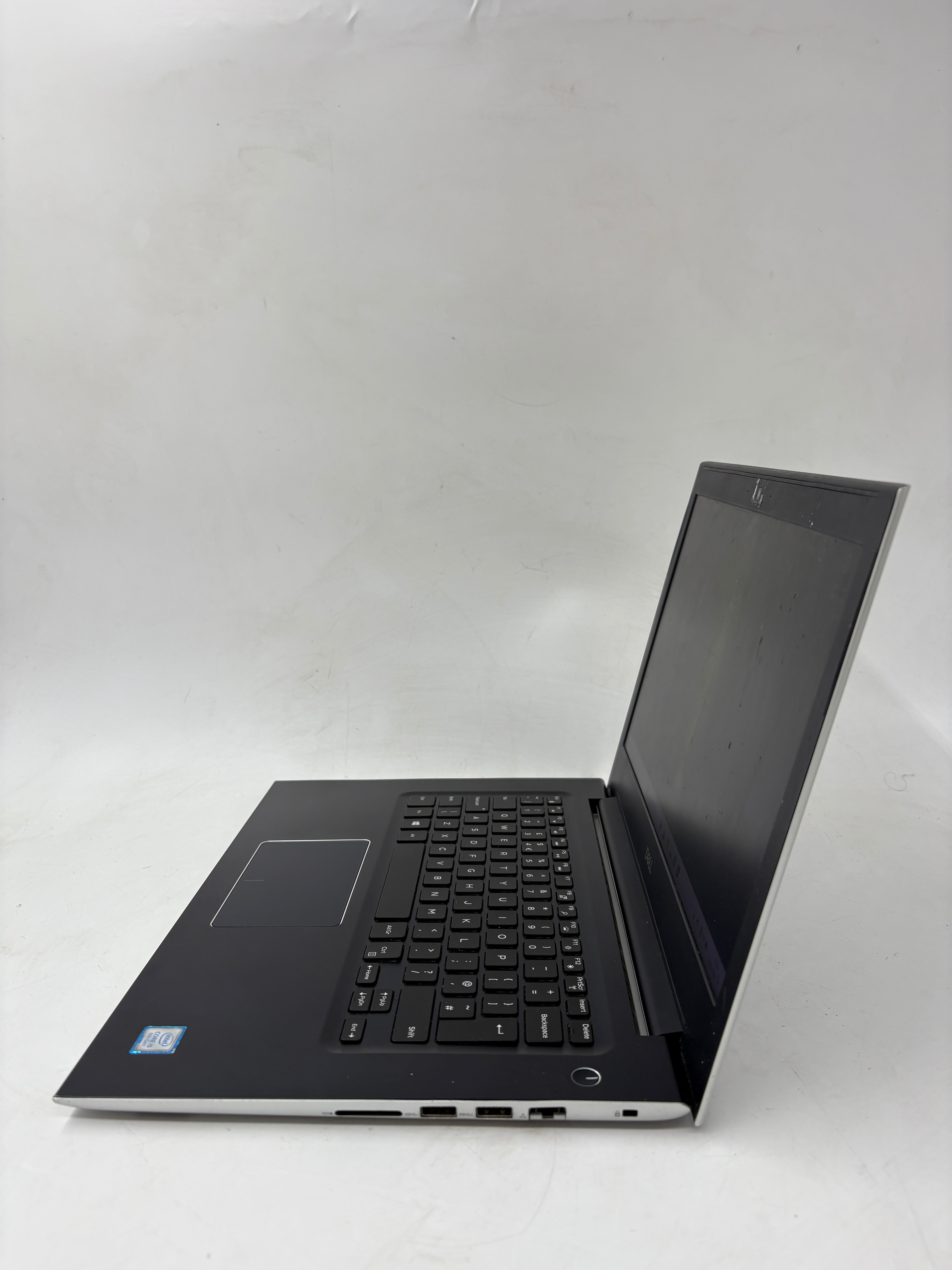 Dell Laptop Vostro 5471 14" Screen i5 8th Gen 16GB RAM 256GB SSD W11