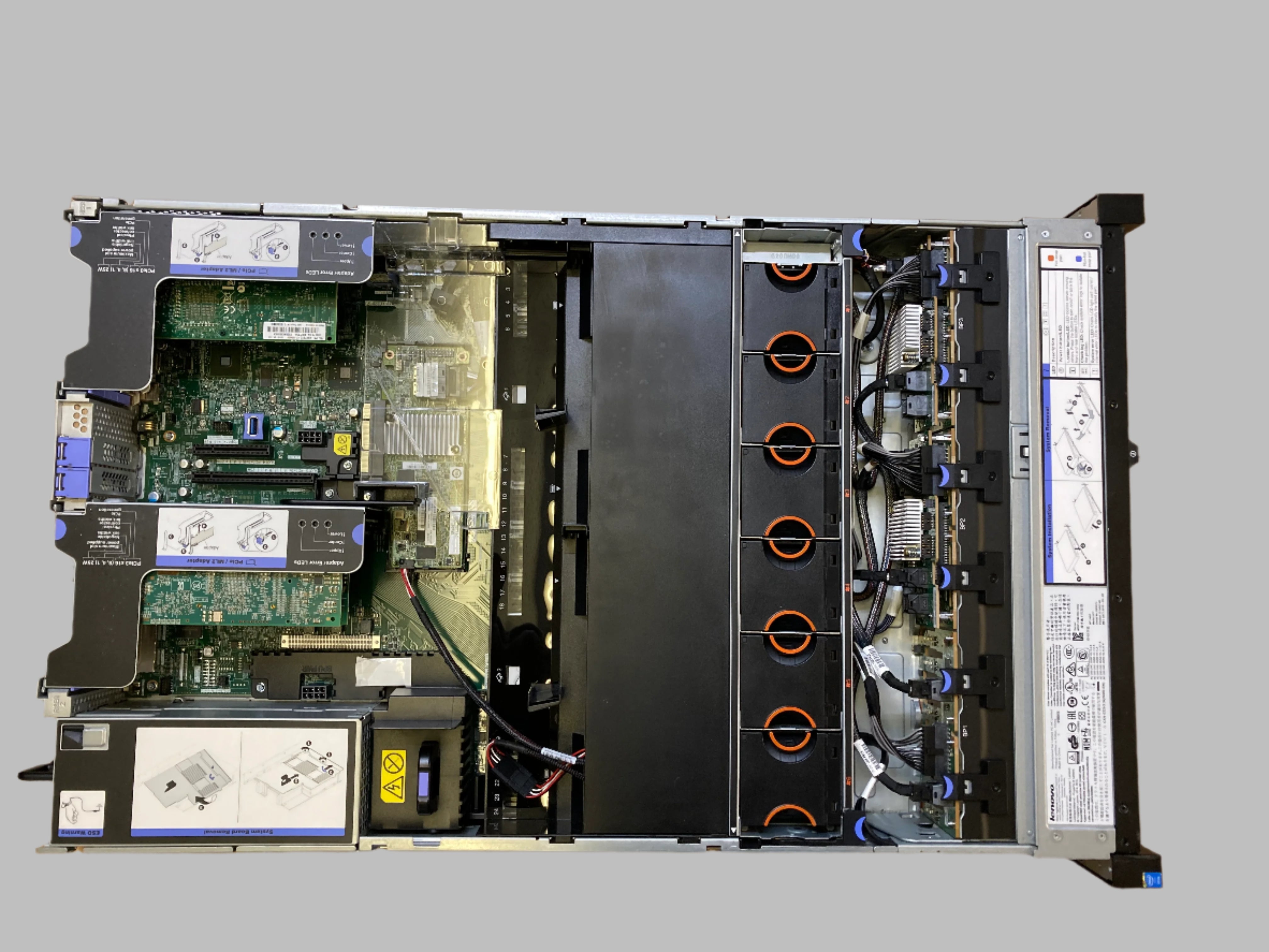 IBM System X 3650 M5 2x Xeon E5-2640 v3 32GB RAM 24x SFF Bay No HDD