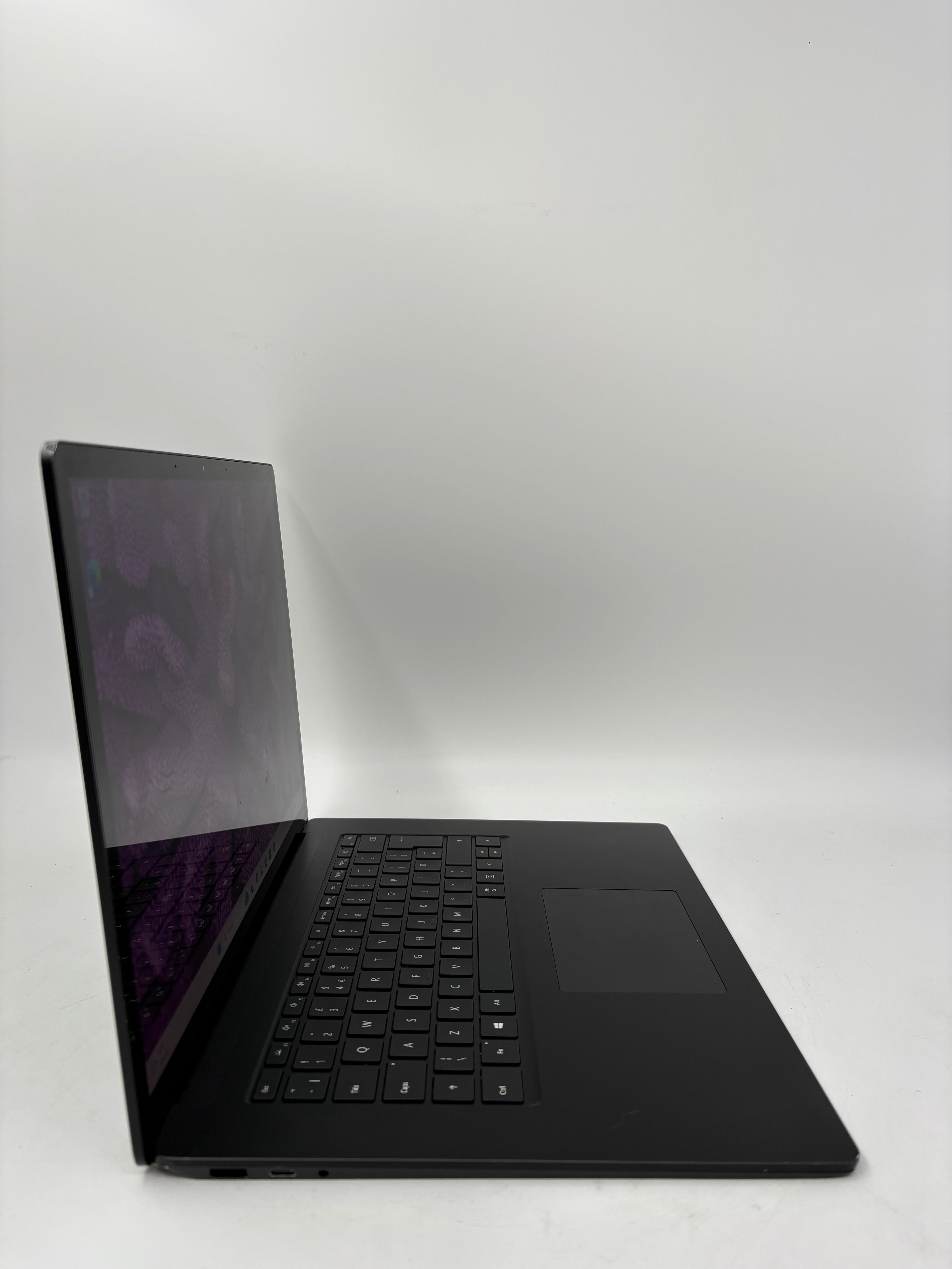 Microsoft Surface Laptop 3 15" Touchscreen i5 10th Gen 8GB RAM 256GB SSD W11
