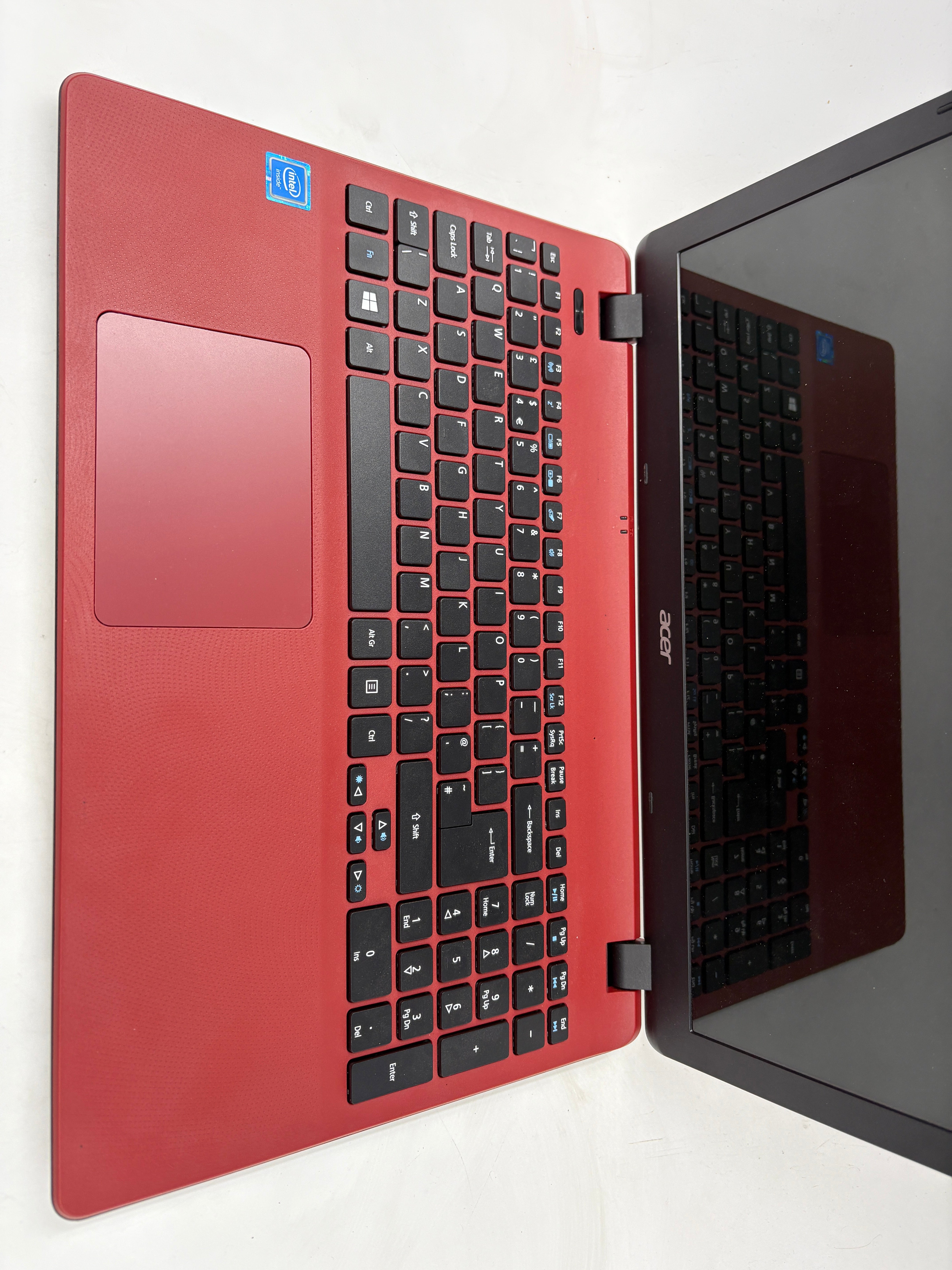 Acer Aspire Laptop E51-531 15.6" Screen Intel Celeron N3050 4GB RAM NO HDD NO OS