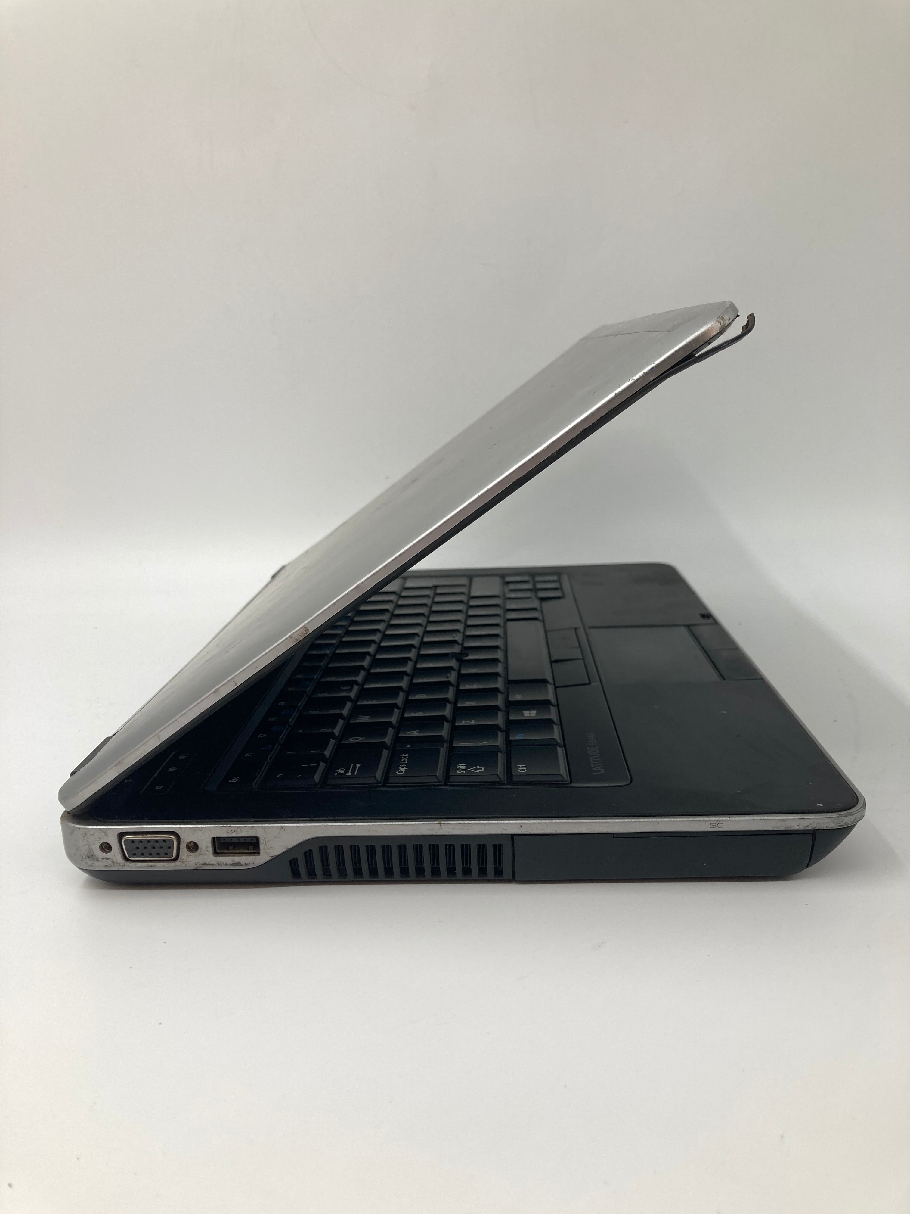 Dell Laptop Latitude E6440 14" Screen i5 4th Gen 8GB RAM No SSD No OS *Spares*