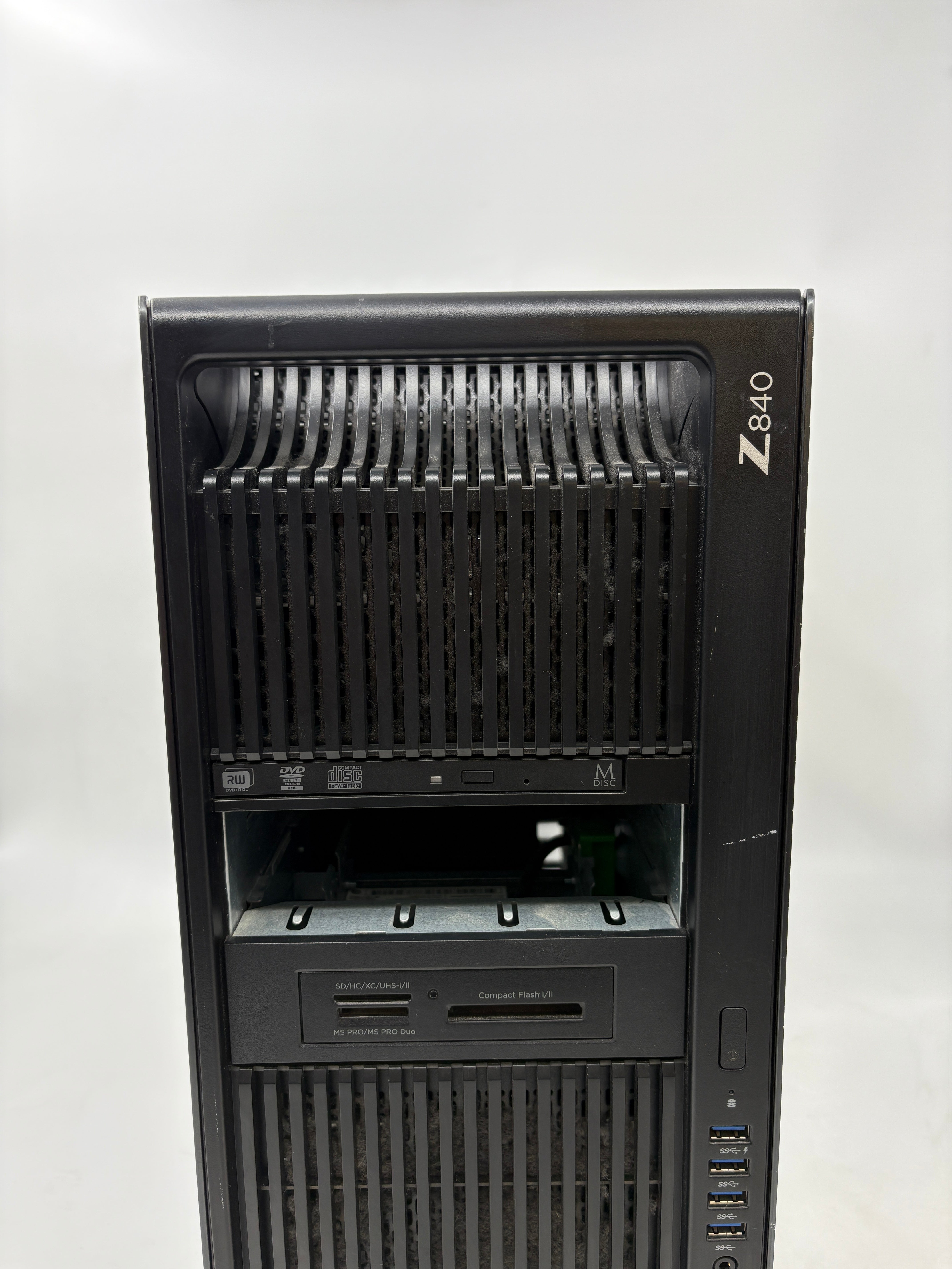 HP Workstation Z840 2x E5-2687W v3 NO RAM NO HDD NO OS