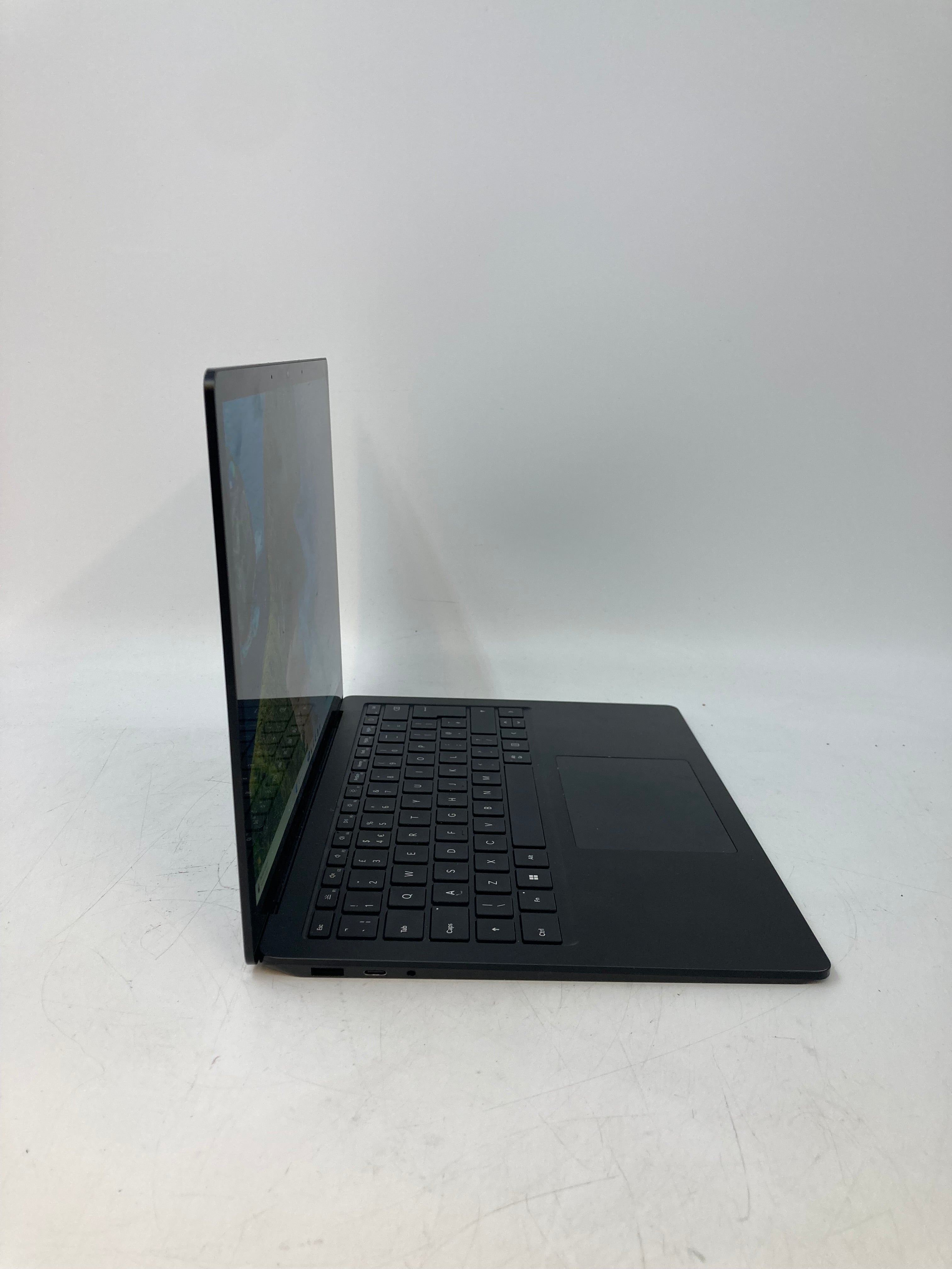 Microsoft Surface 5 | 13.3" TouchScreen  2K | i5 12th Gen | 16GB RAM | 256GB SSD | W11 Pro