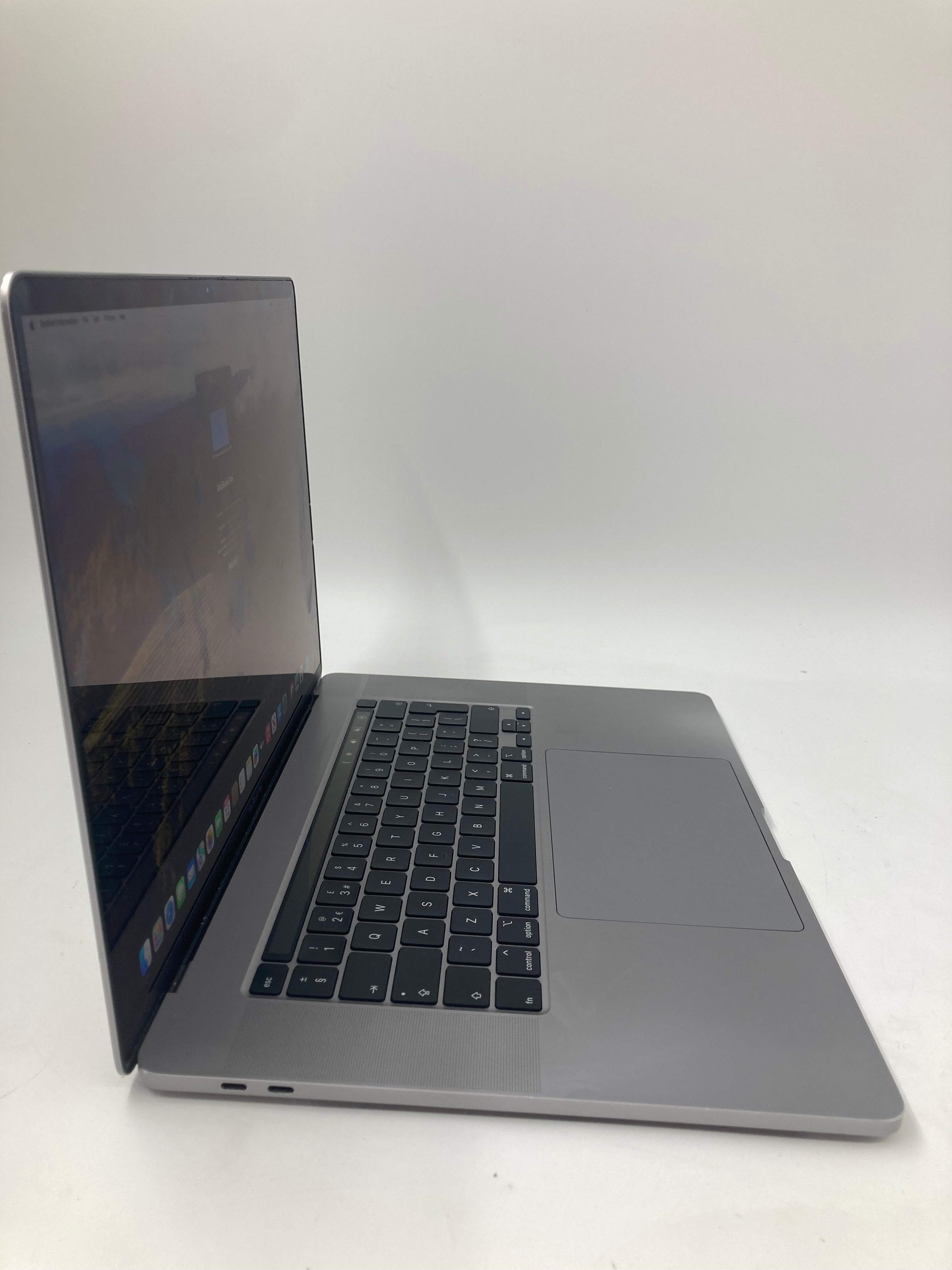 Apple MacBook Pro 2019 A2141 16" Screen i7 9th Gen 16GB RAM 500GB SSD OS Sonoma