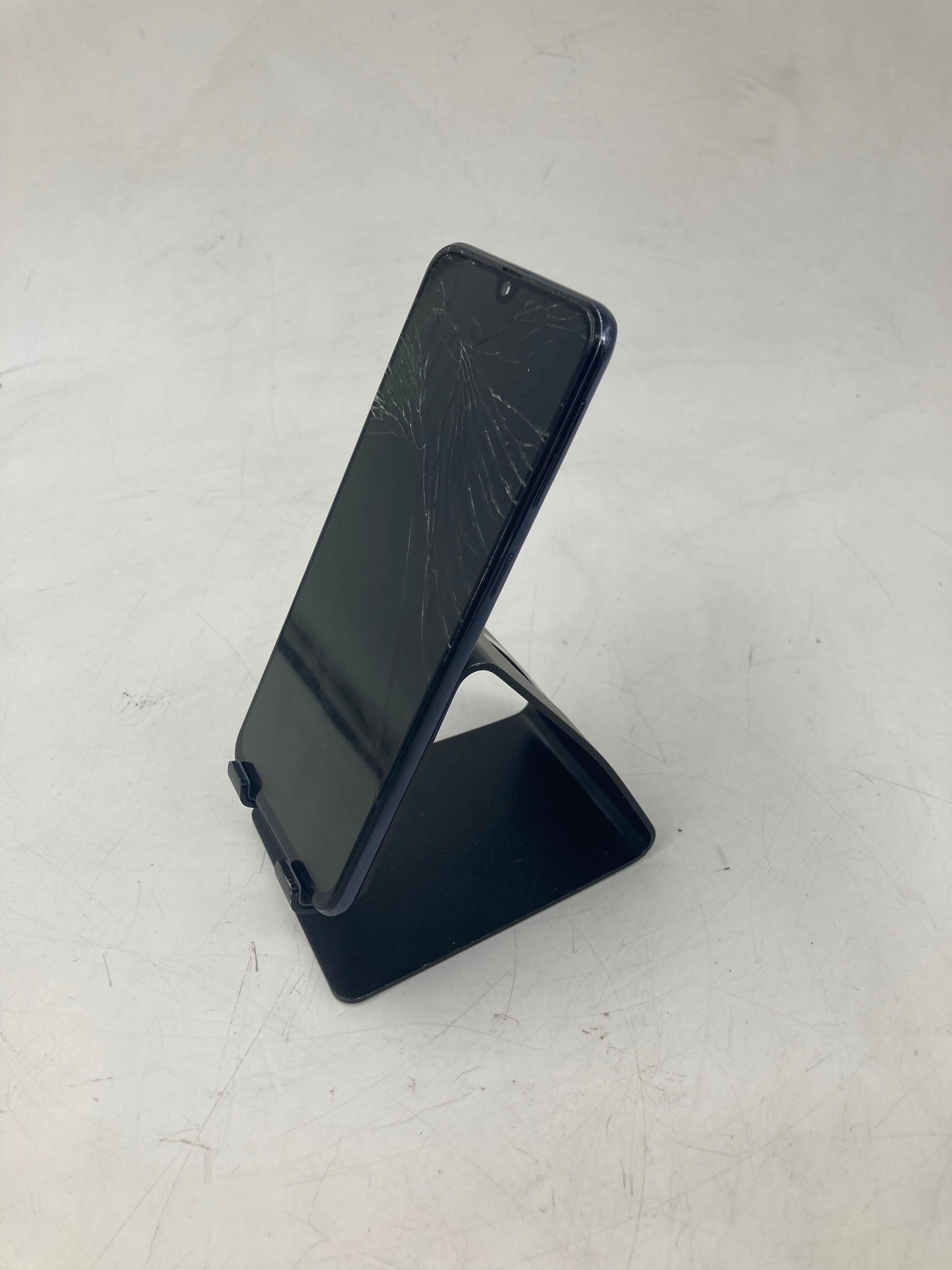 Samsung Galaxy A5 A40 32GB 64GB Silver Black Lot of 6 *Spares*