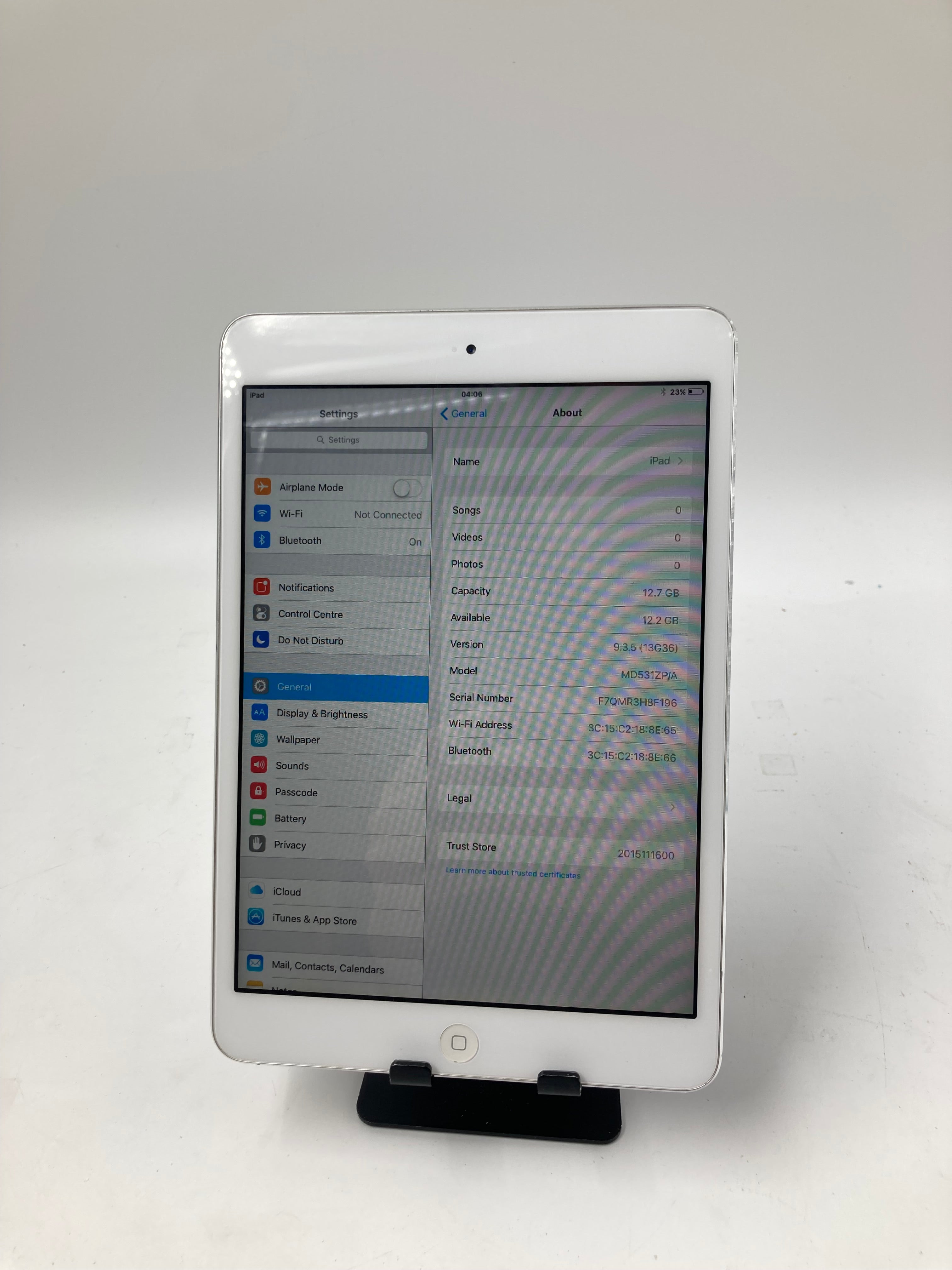 Apple iPad Mini 5th Gen 16GB 32GB 64GB Silver Black Lot of 3 - Unlocked