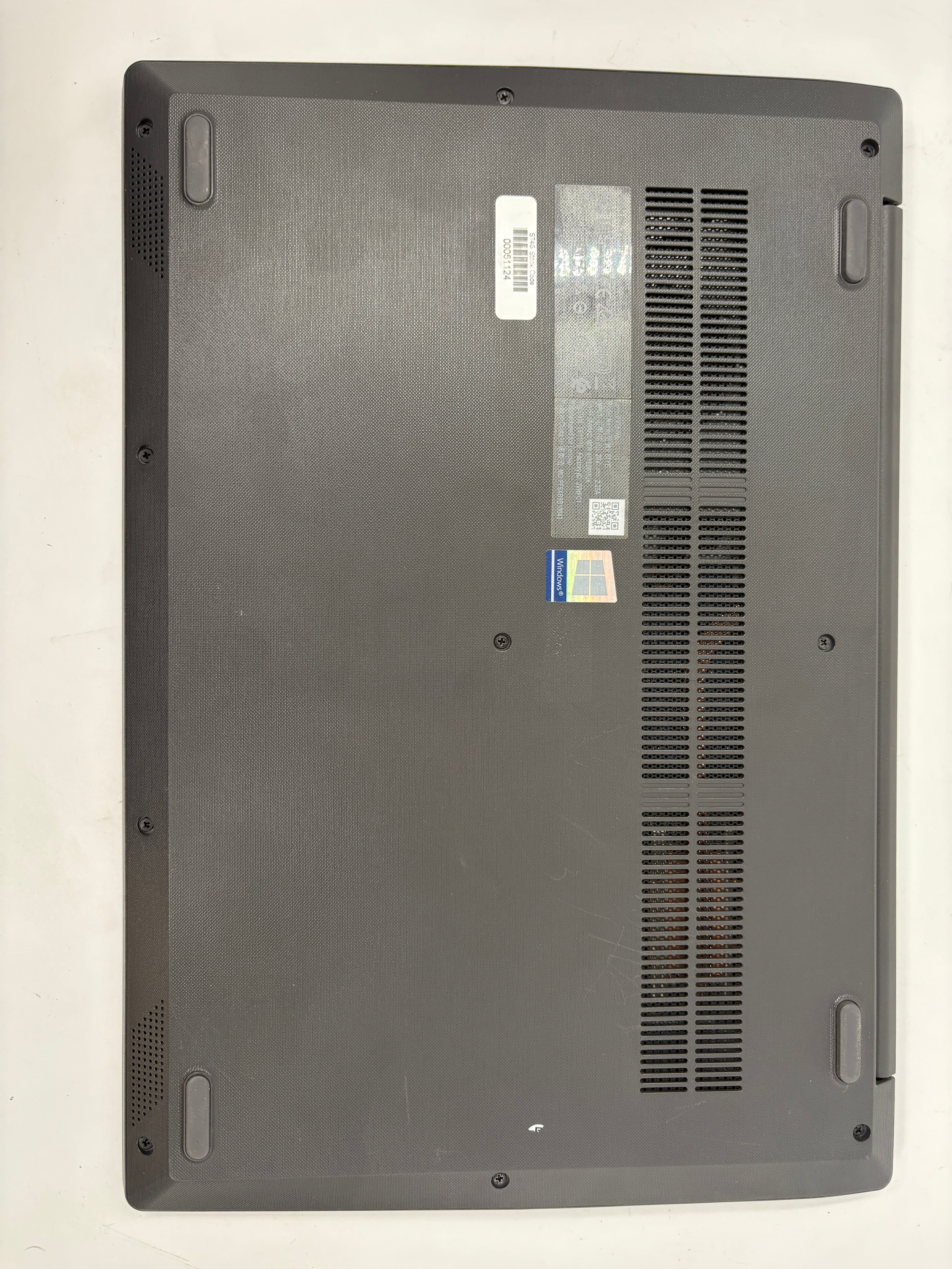 Lenovo Laptop V15-IWL 15.6" Screen i5 8th Gen 8GB RAM 512GB SSD W11