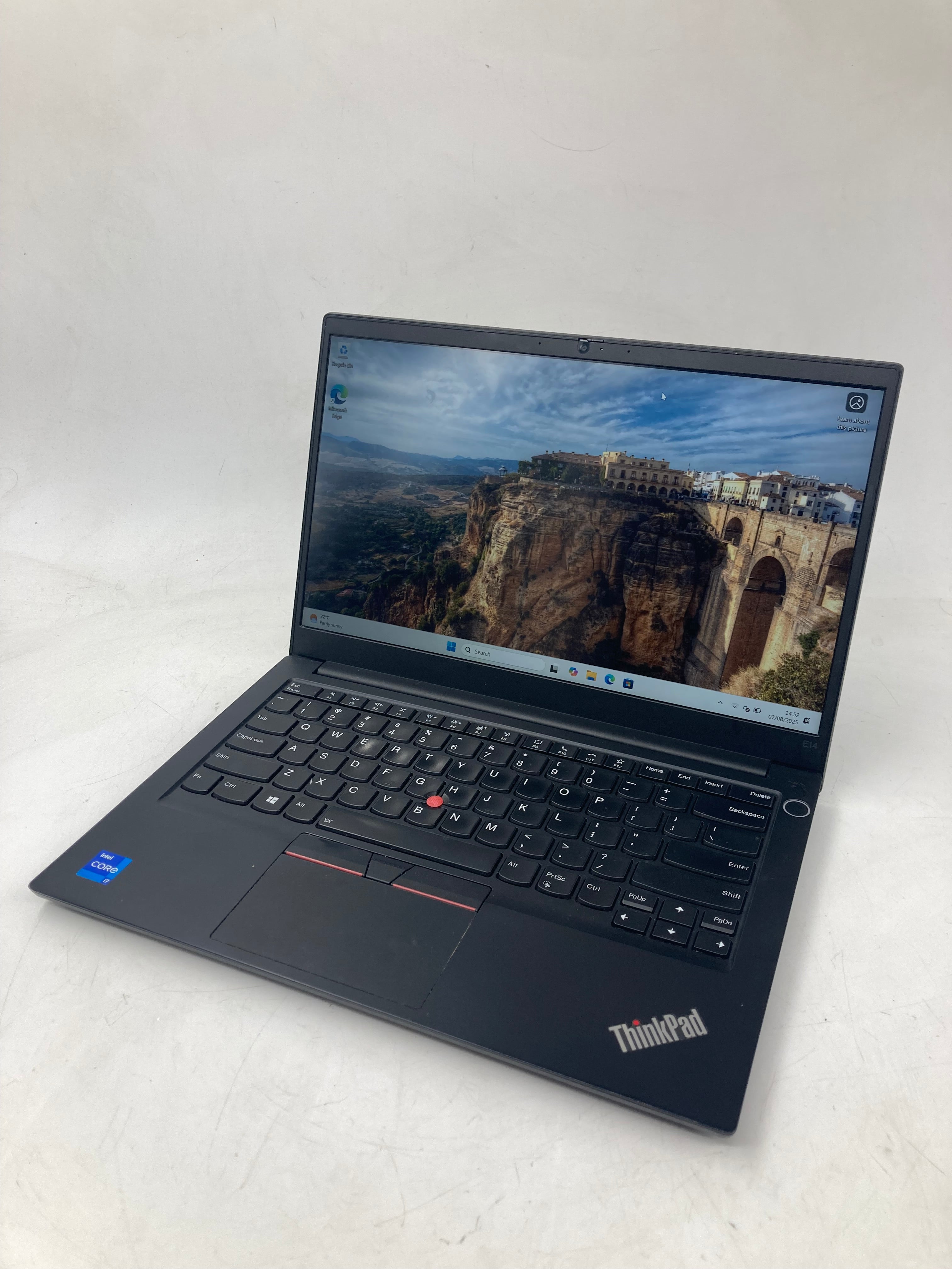Lenovo ThinkPad E14 14" Screen i7 11th Gen 16GB RAM 256GB SSD Win 11