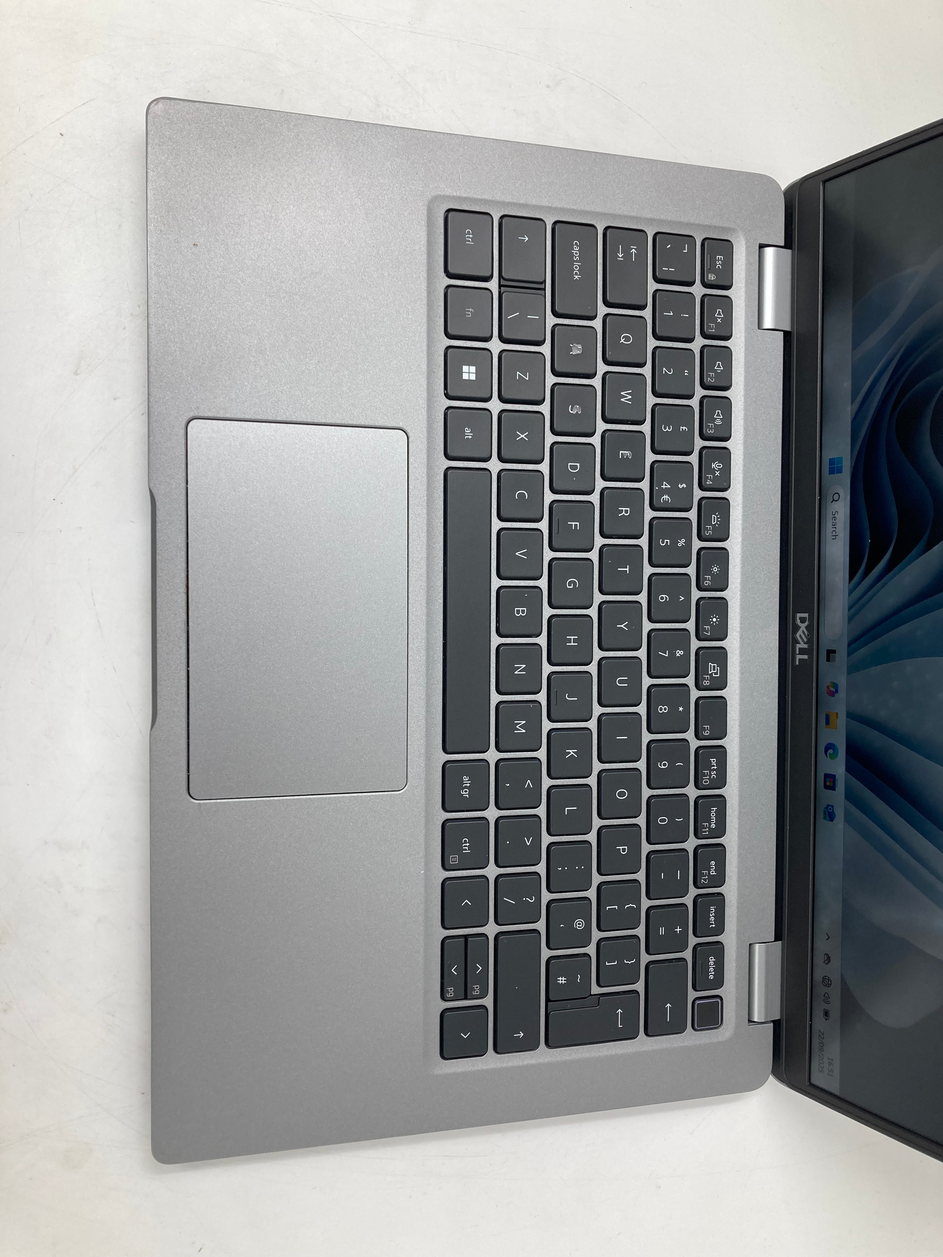 Dell Laptop Latitude 5430 14" i5 12th Gen 16GB RAM 256GB SSD