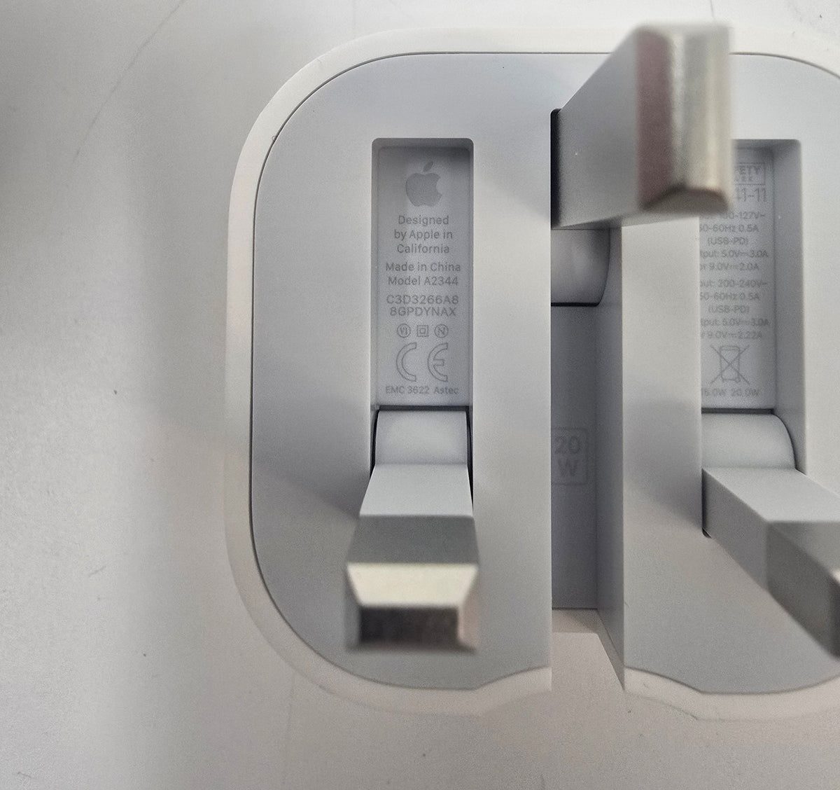 Apple Genuine 20W USB-C Power Adapter UK Lot of Five