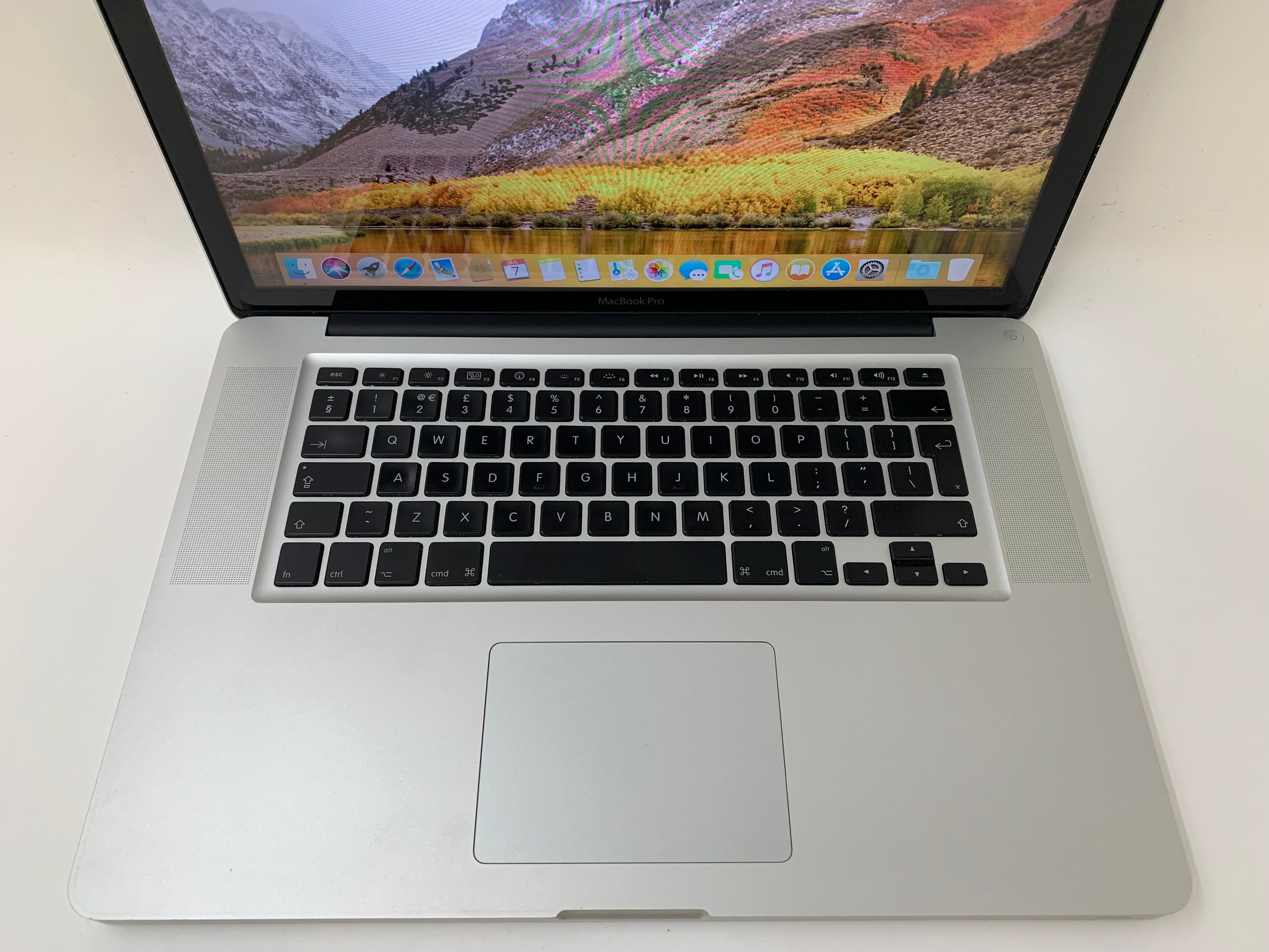 Apple MacBook Pro M2010 | 15.4" WXGA+ | Intel Core i5 | 4GB RAM | 320GB HDD | macOS
