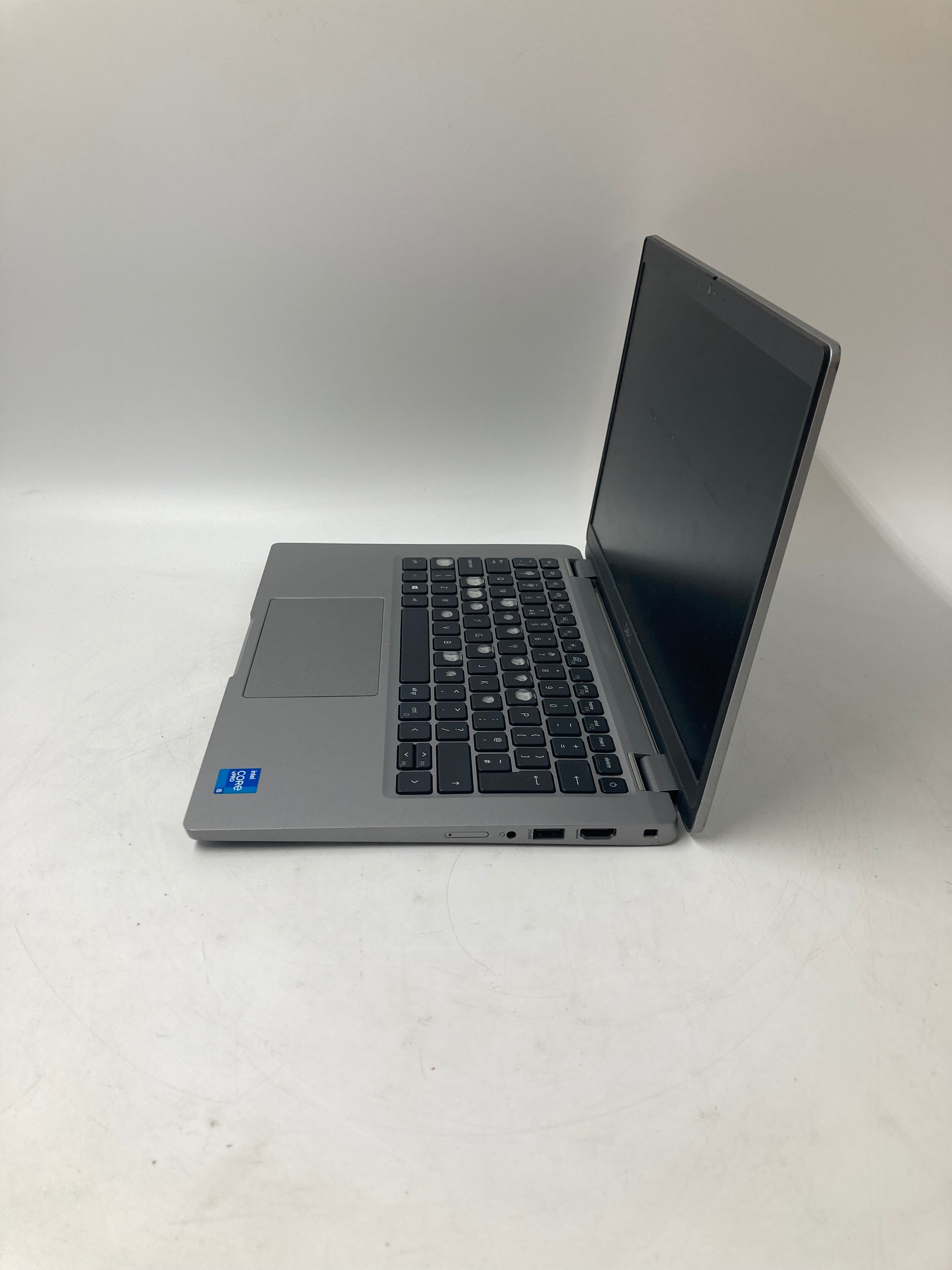 Dell Latitude 5320 13" Screen i5 11th Gen 8GB RAM 256GB SSD W11