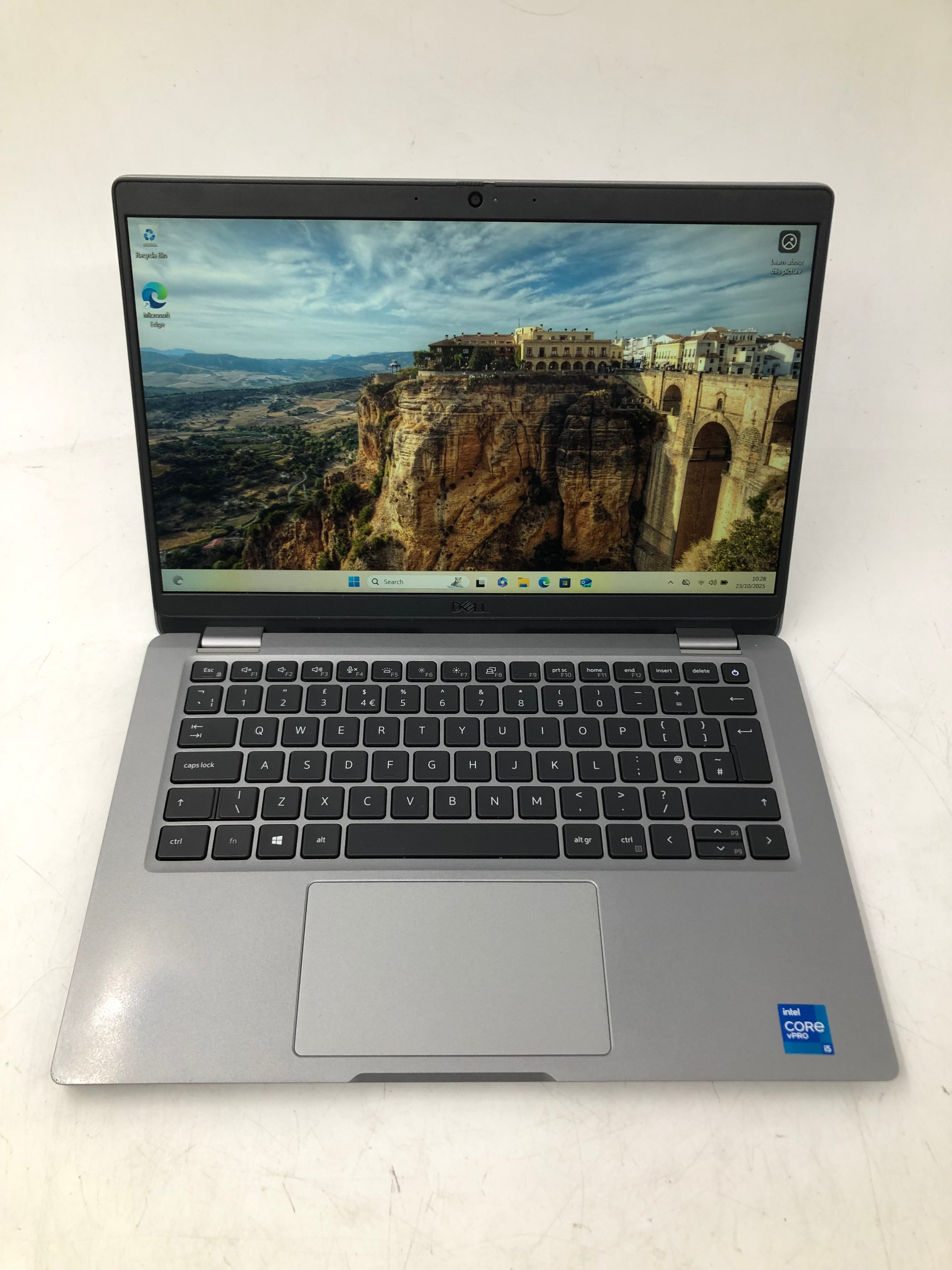 Dell Latitude 5320 13" Screen i5 11th Gen 8GB RAM 256GB SSD W11