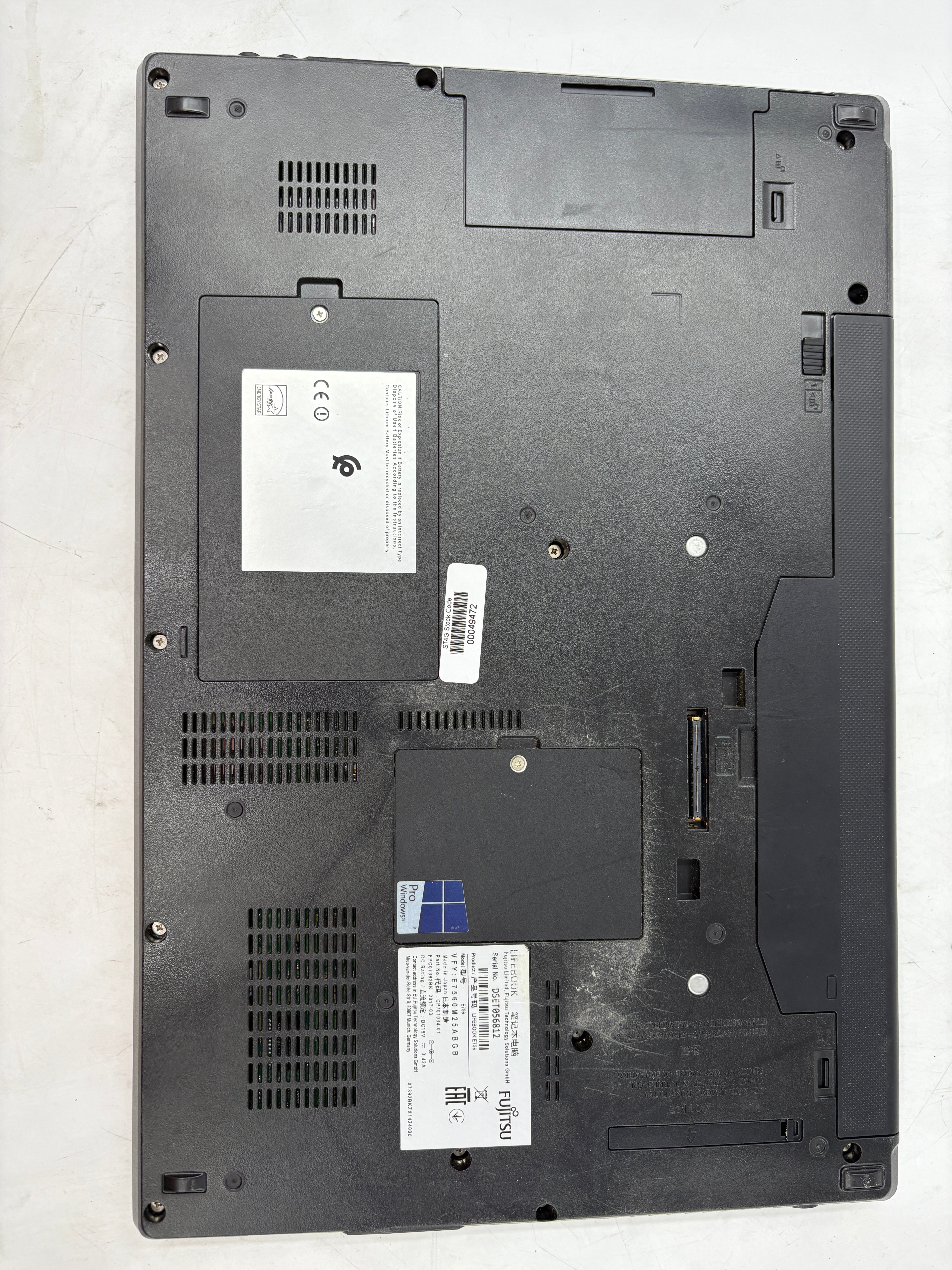 Fujitsu Laptop LifeBook E756 15.6" Screen i5 6th Gen 8GB RAM NO SSD NO OS