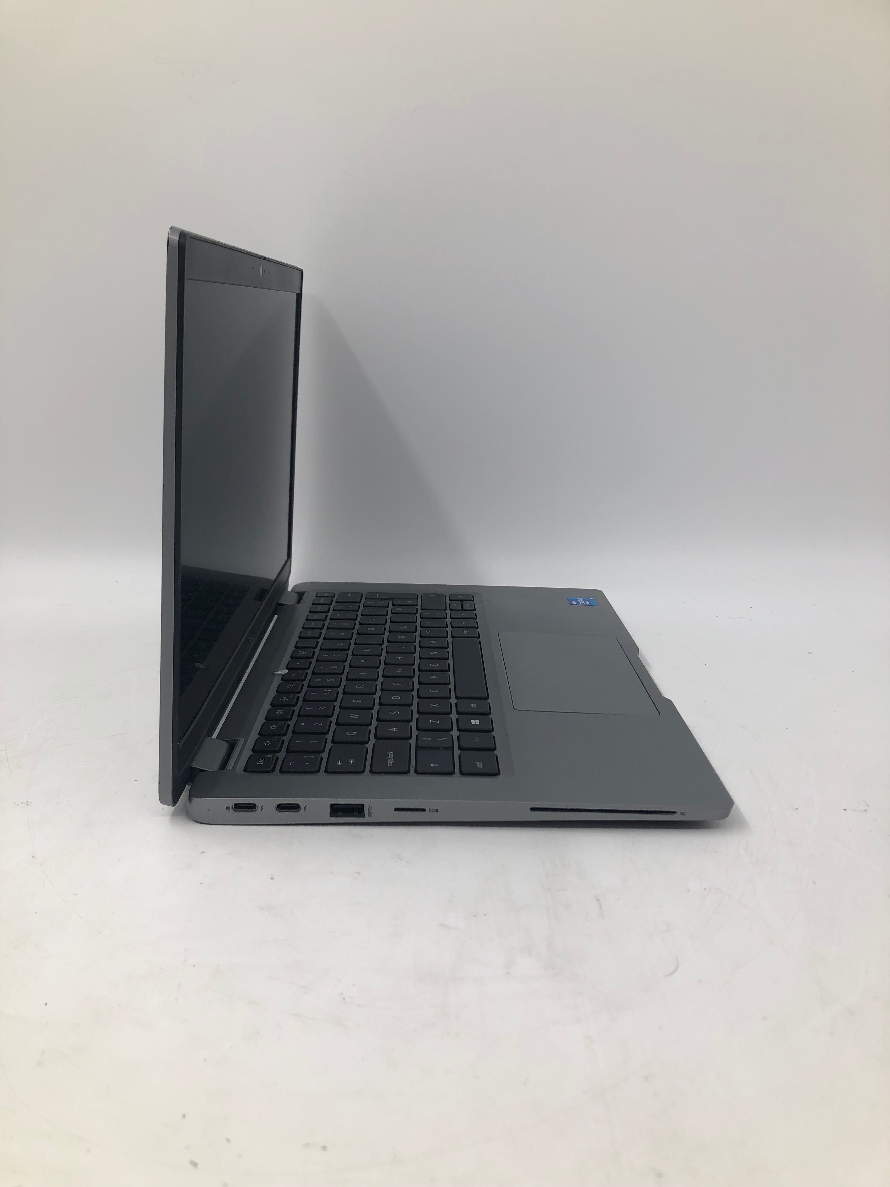 Dell Latitude 5320 13" Screen i5 11th Gen 8GB RAM 256GB SSD W11