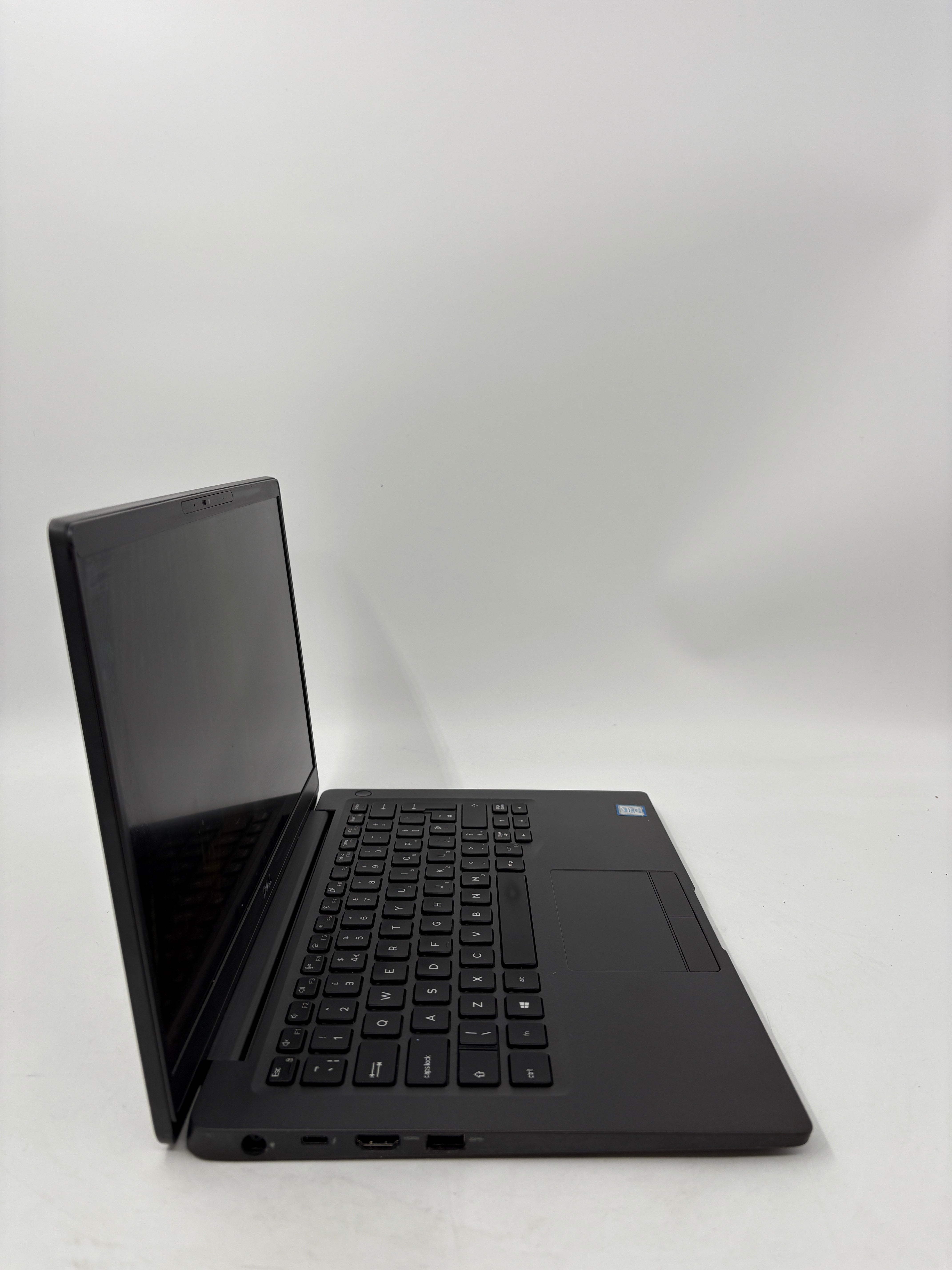 Dell Laptop Latitude 7400 14" Screen i7 8th Gen 8GB RAM 256GB SSD W11