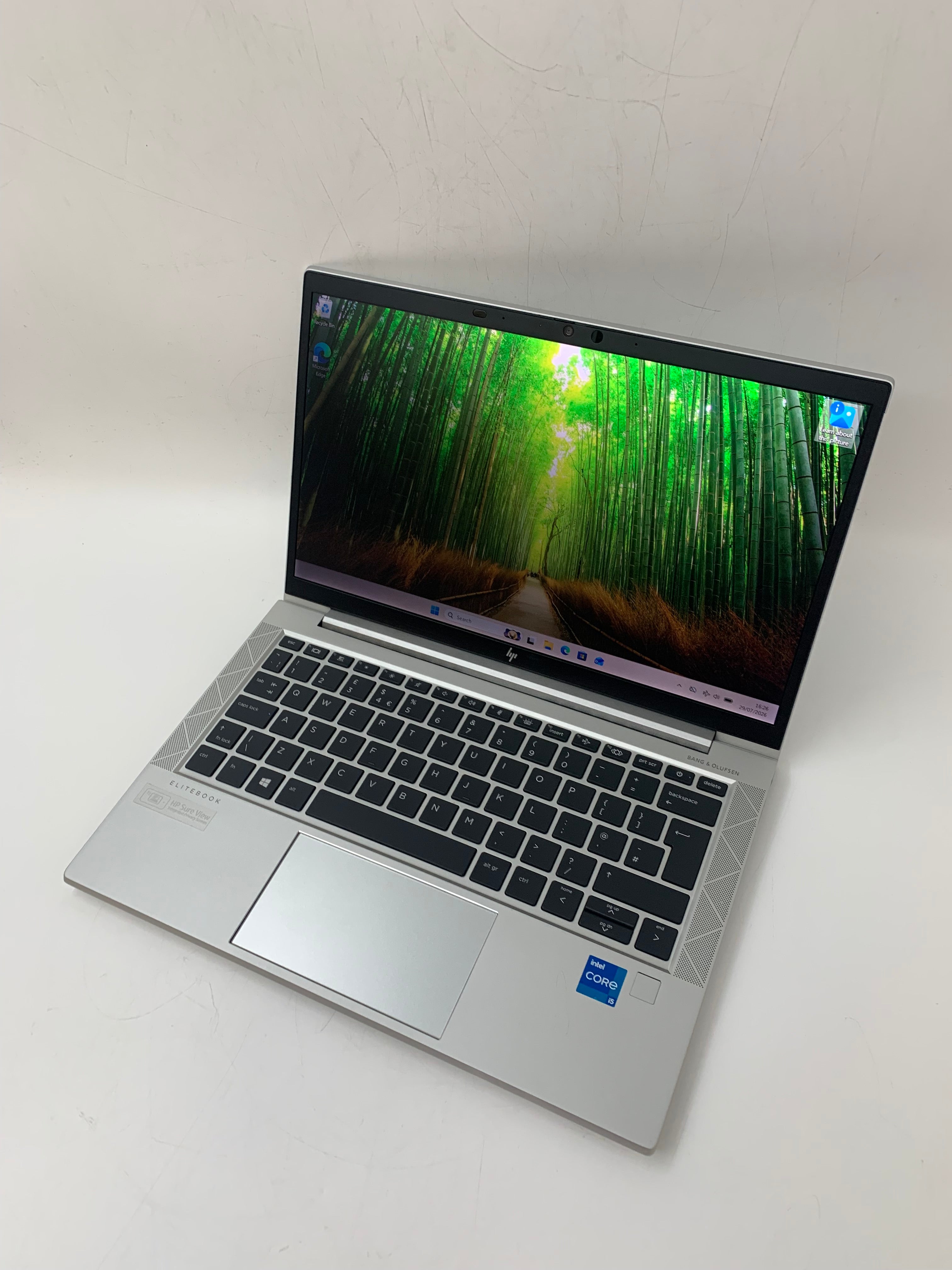 HP EliteBook 830 G8 | 13.3" FHD | i5 11th Gen | 16GB RAM | 256GB SSD | W11 Pro