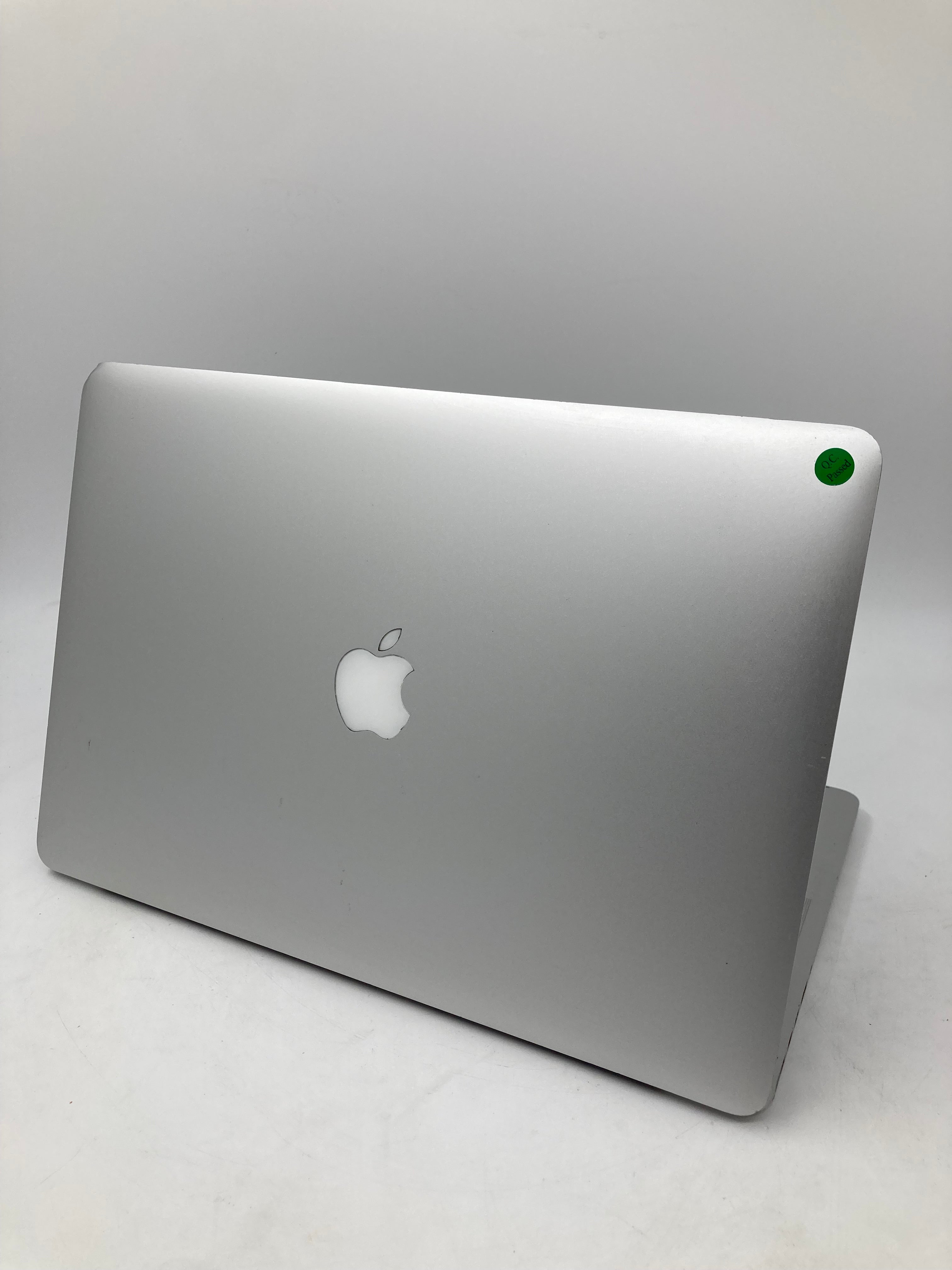 Apple MacBook Pro 2015 15" A1398 EMC 2909 i7 16GB RAM 512GB SSD OS Monterey