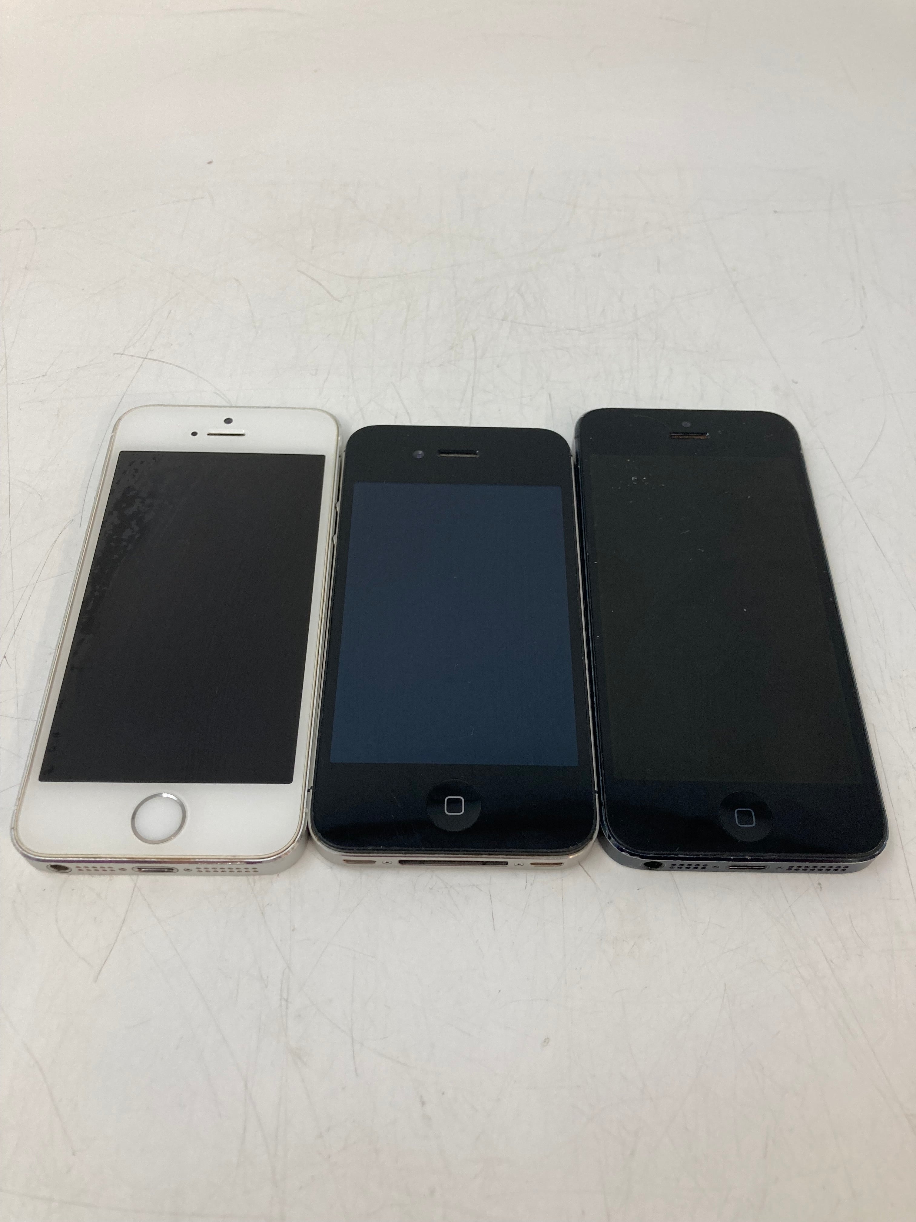 Apple Phones | 3.5"/4" | A1457 | A1387 | A1429 | 16GB Storage Lot of 3