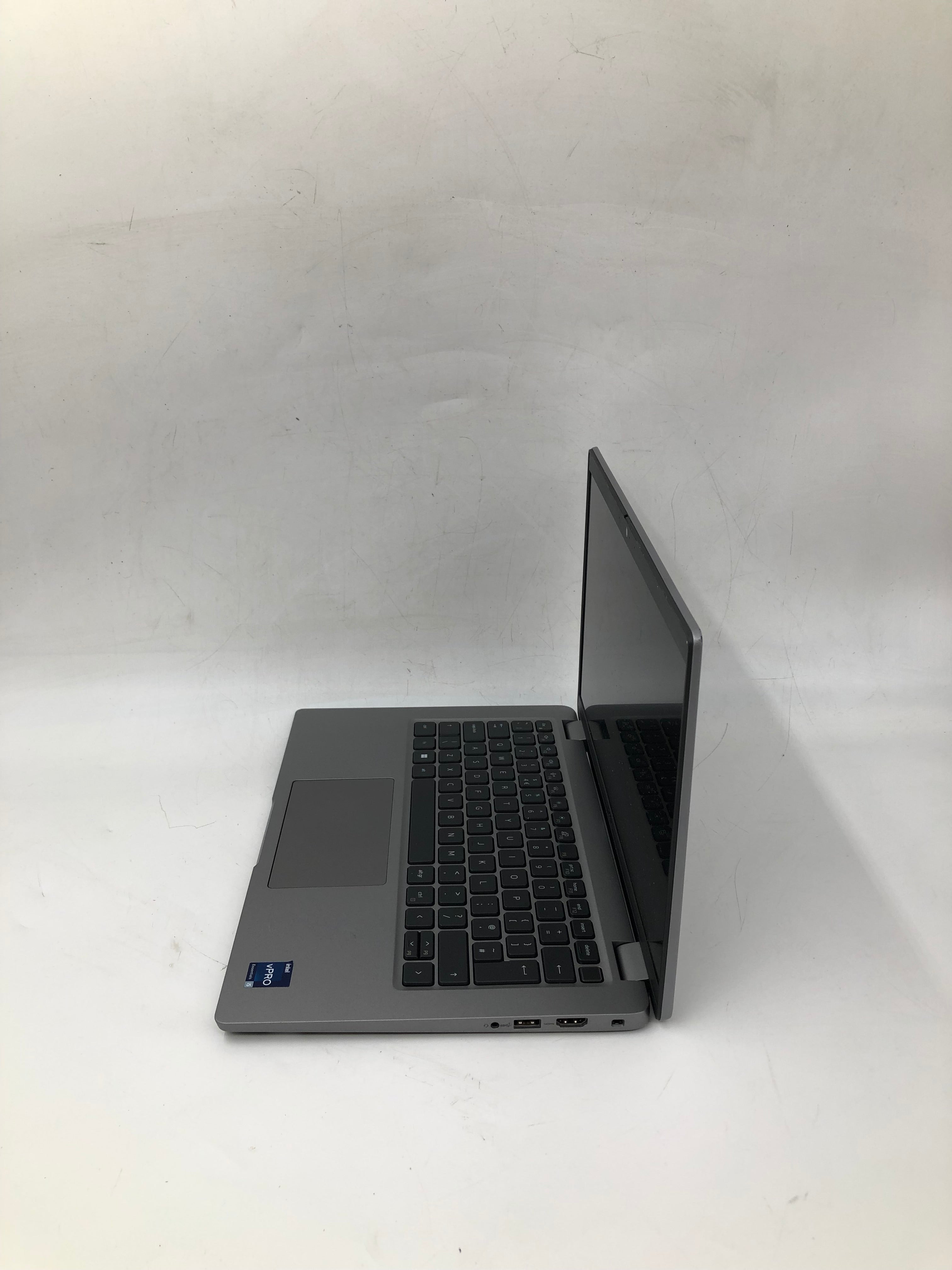 Dell Latitude 5440 14" Screen i5 13th Gen No RAM No SSD No OS -Spares-