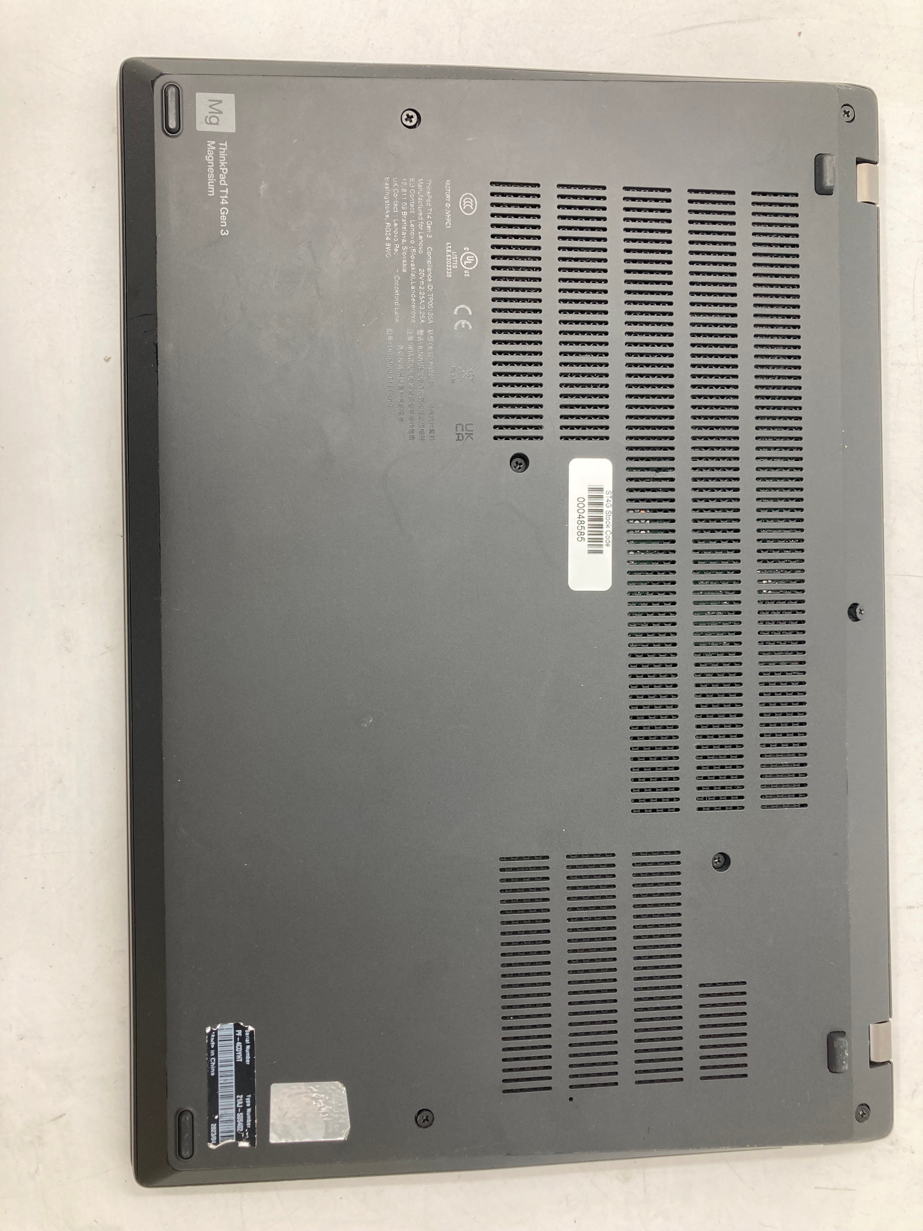 Lenovo ThinkPad T14 Gen 3 14" Screen i5 12th Gen 16GB RAM No SSD No OS *Spares*