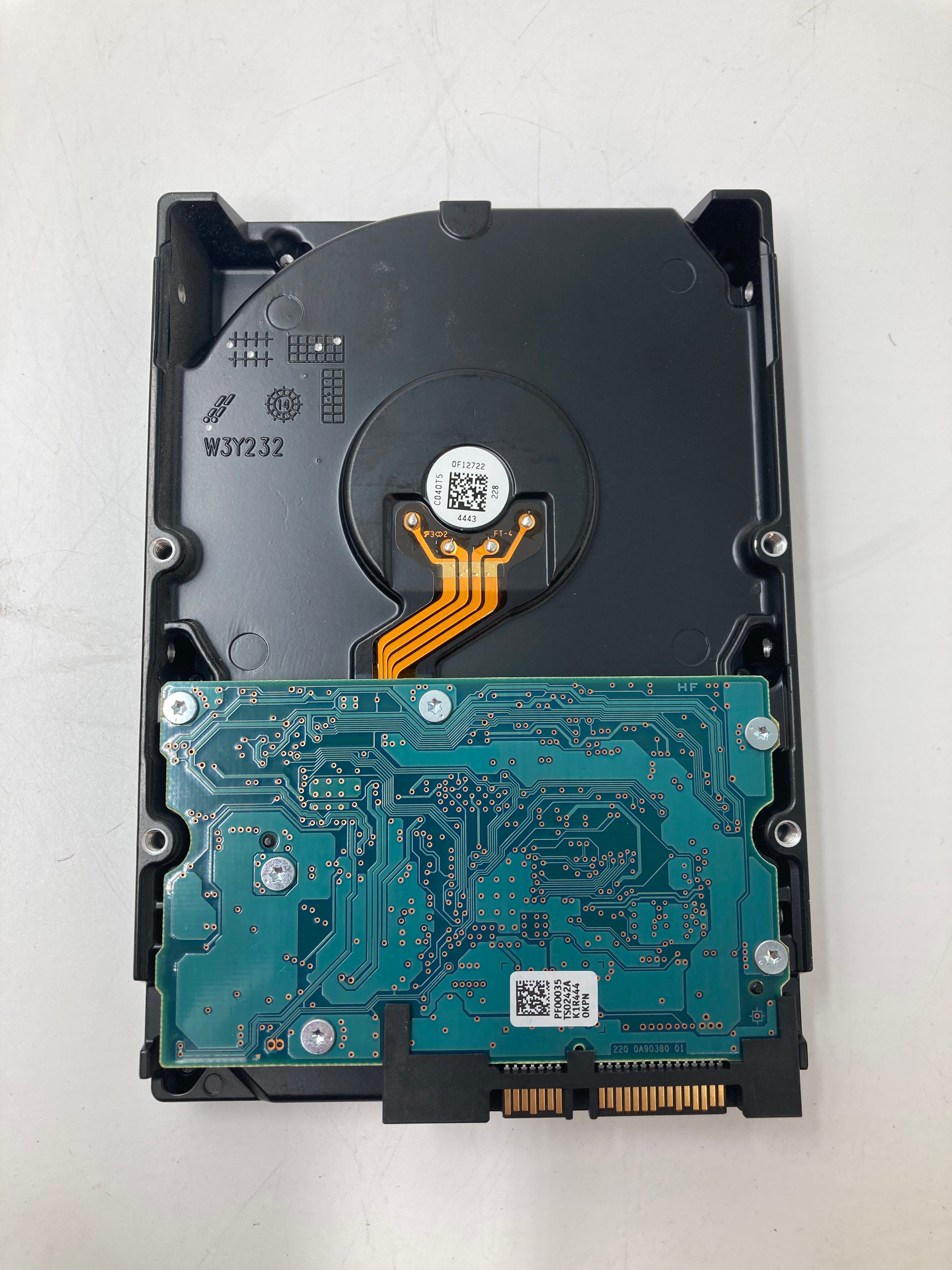 Toshiba Hard Disk Drive | 2TB | 3.5 inch | SATA | DT01ACA200 | 7.2K RPM | 6Gbps