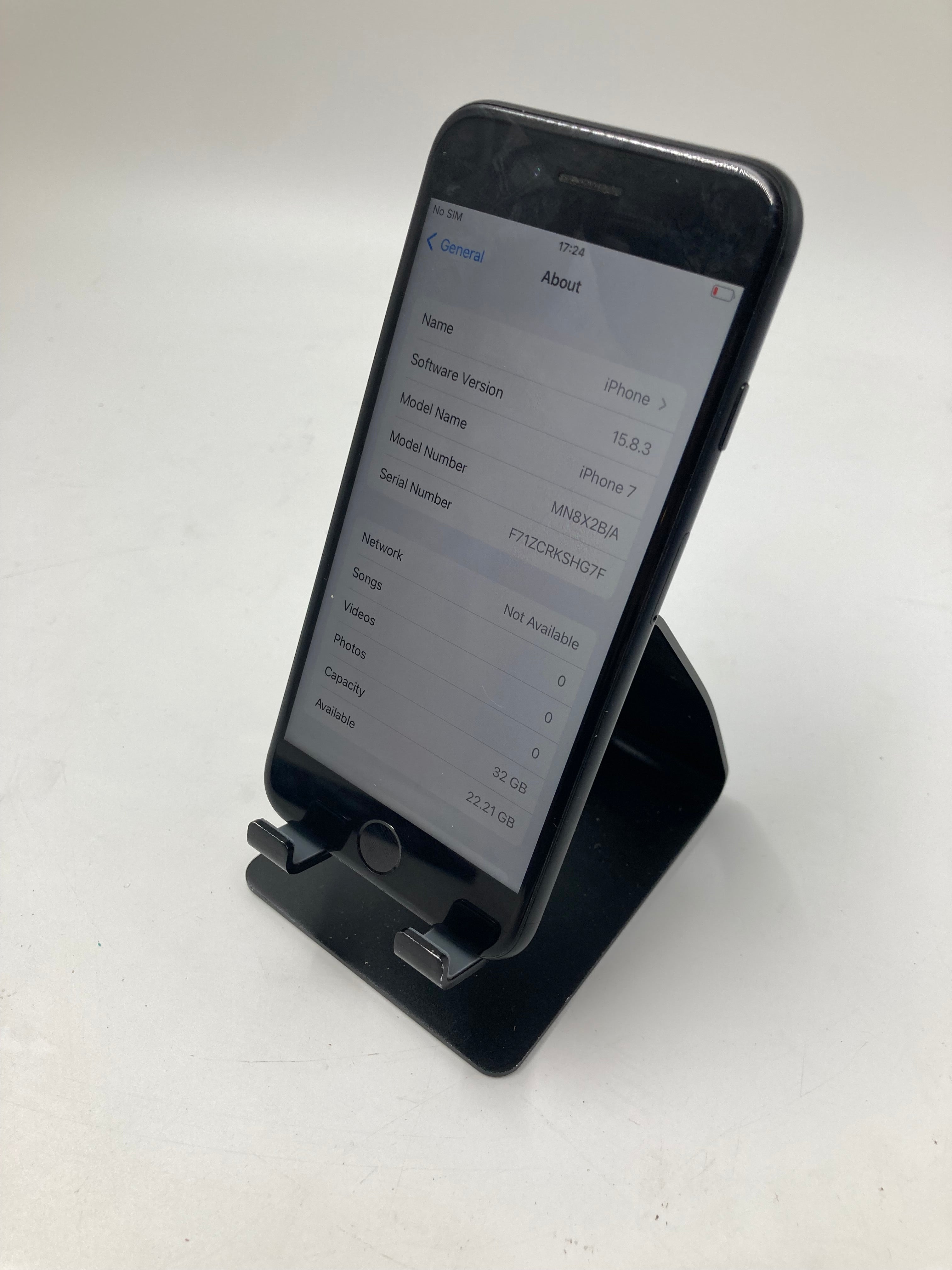 Apple iPhone 7 A1778 8 A1905 32GB 64GB Black Grey Lot of 6