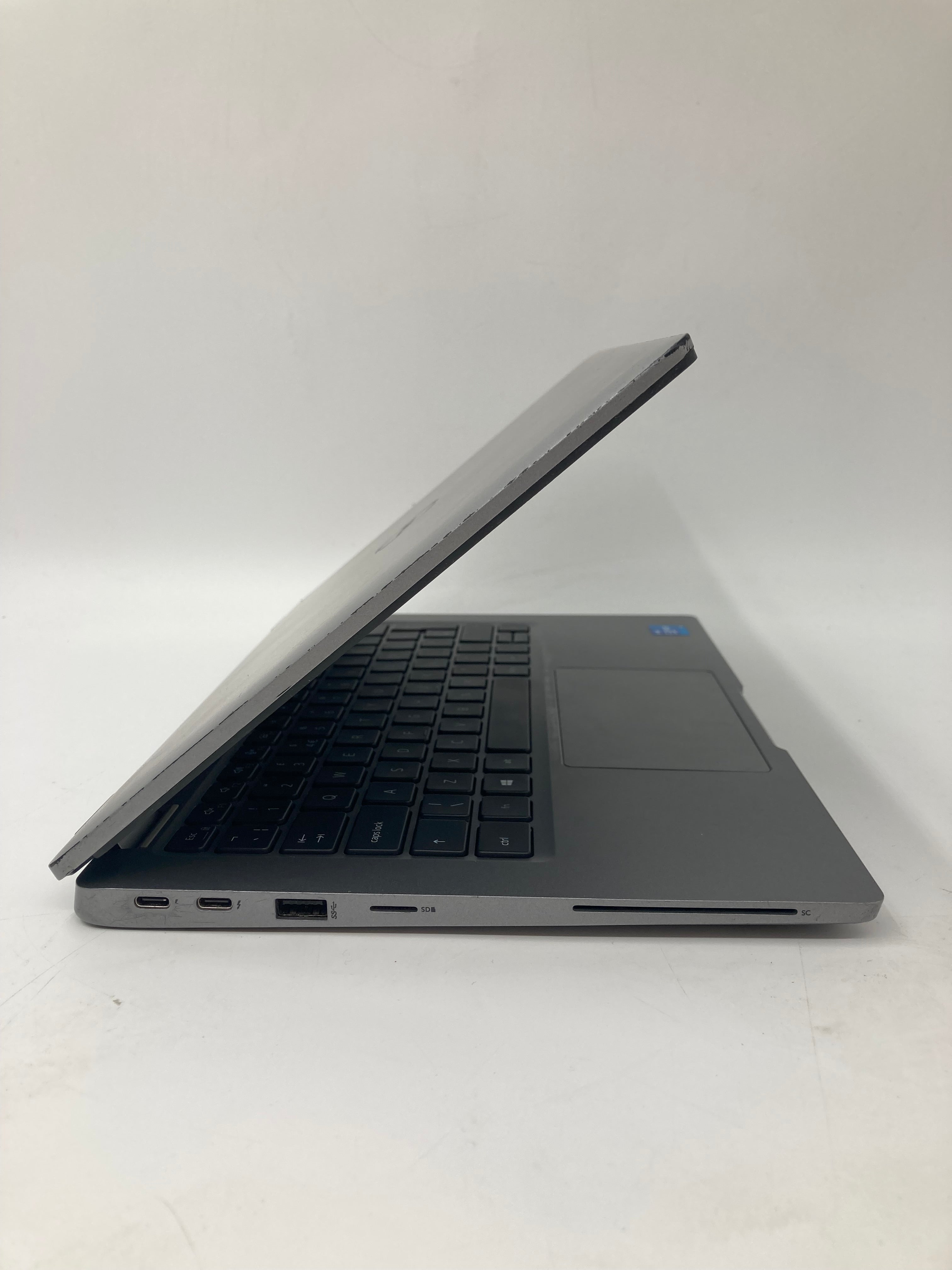 Dell Latitude 5320 Spares: i5 11th Gen CPU, 8GB RAM, 13" Screen 256GB SSD W11
