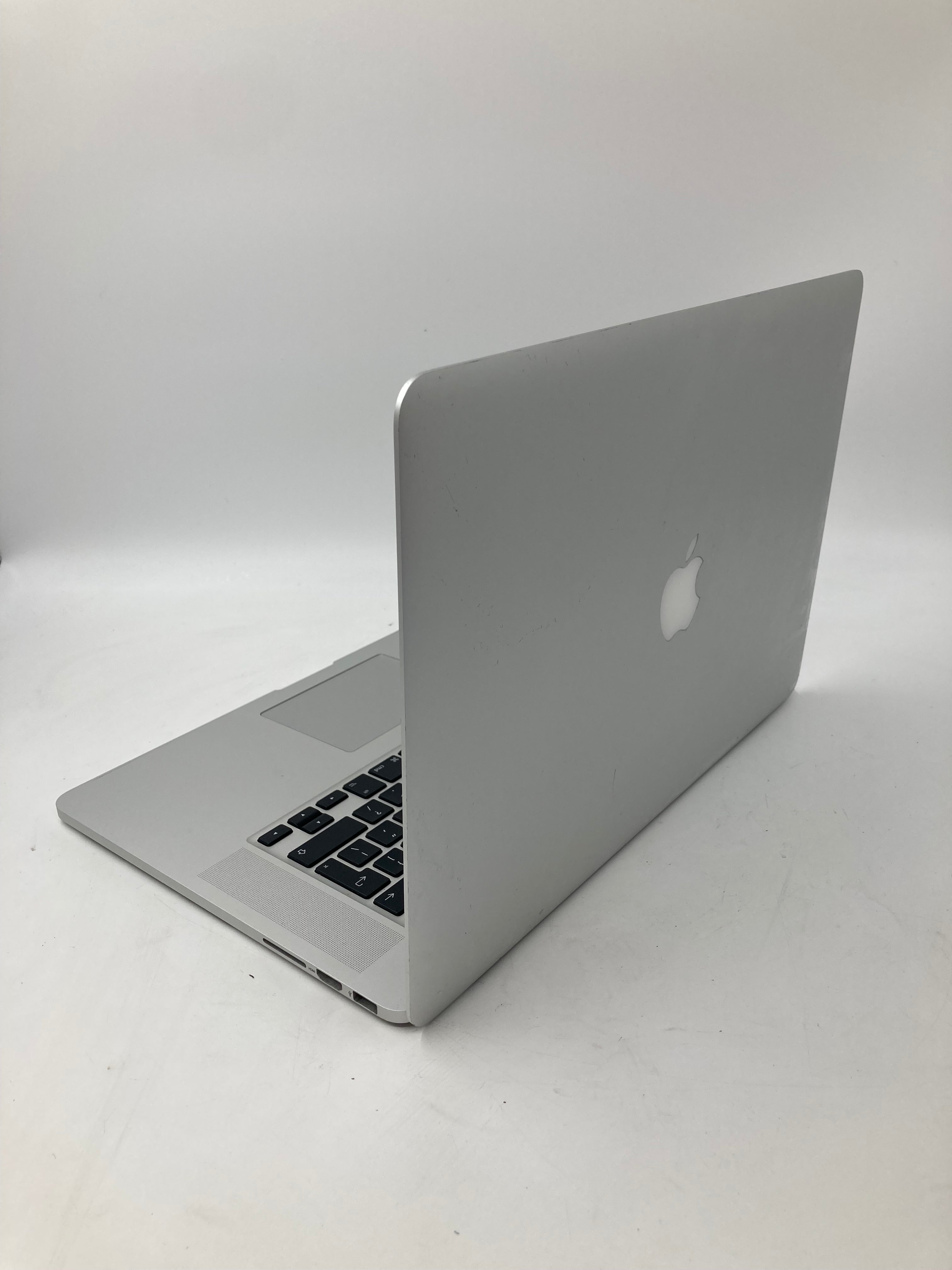 Apple MacBook Pro 2015 15" Screen i7 4th Gen No RAM No SSD No OS *Spares*