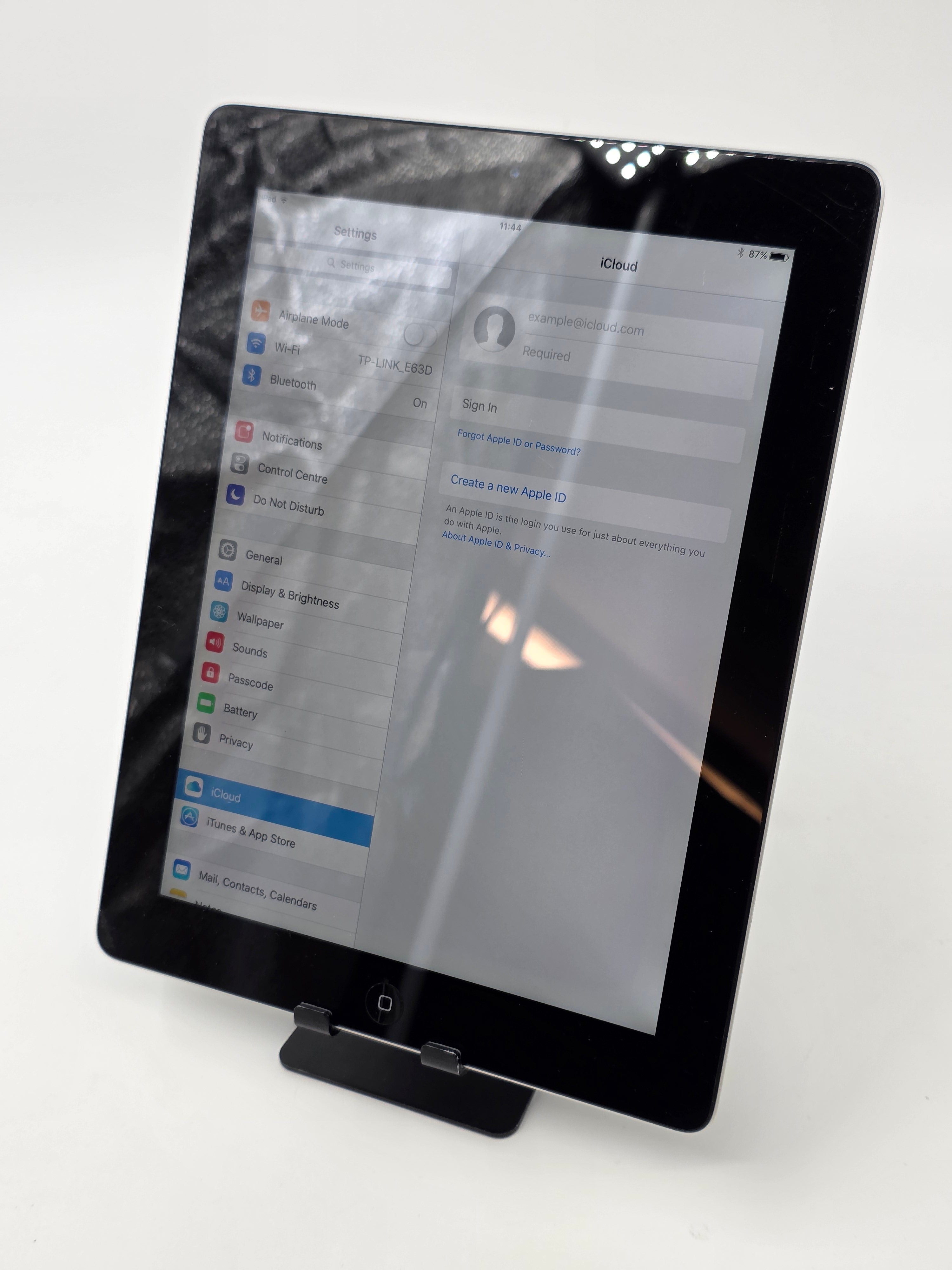 Apple iPad A1416 16GB BLACK AND SILVER 3RD GEN