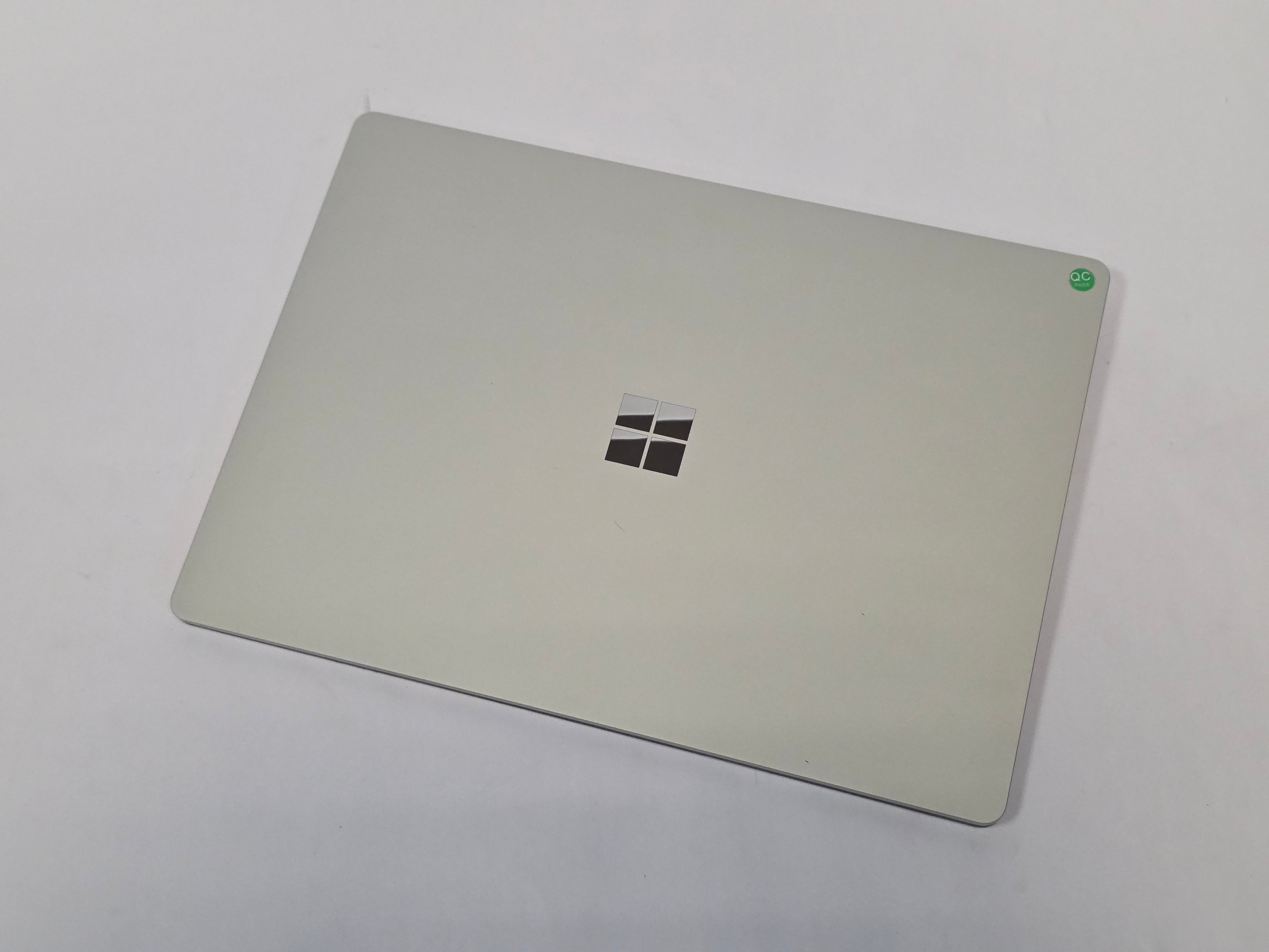 Microsoft Surface Laptop 1 12.3" Screen i5 7th Gen 8GB RAM 128GB SSD W10
