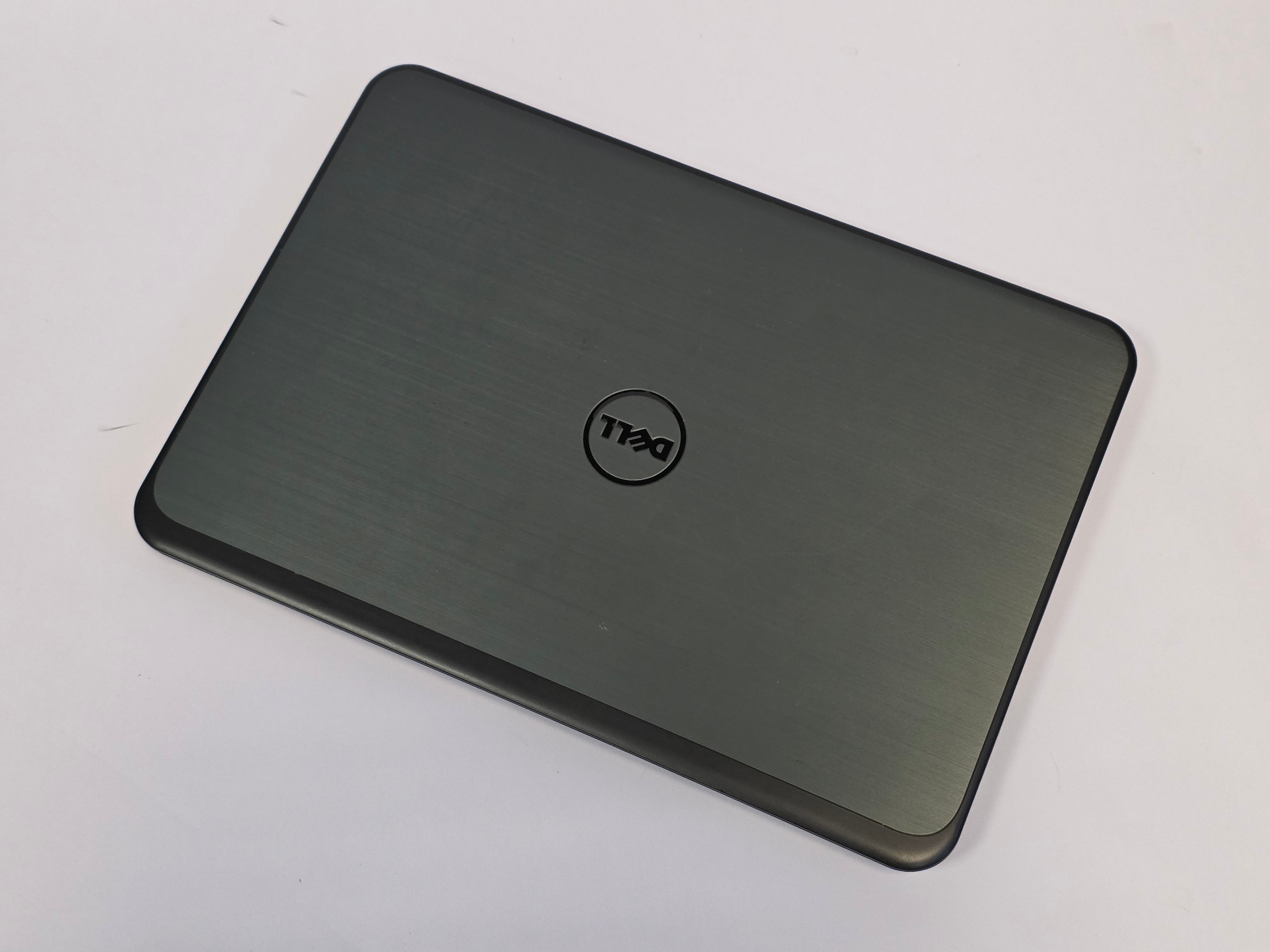 Dell Laptop Latitude 3540 15.6" i5 4th Gen 8GB RAM No HDD No OS