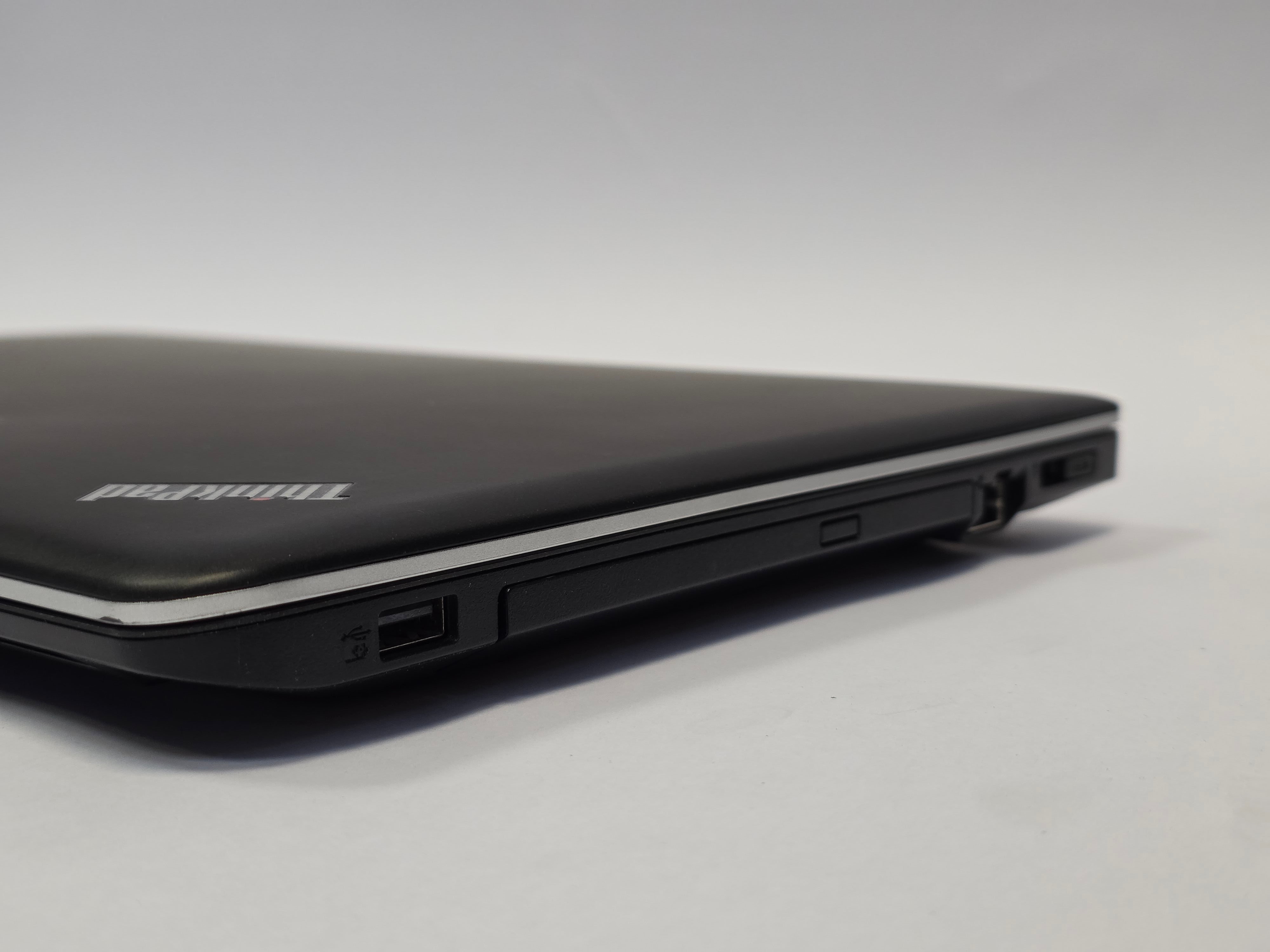 LENOVO LAPTOP E540 I7 4TH GEN, 4GB RAM, NO OS NO HDD, Spares