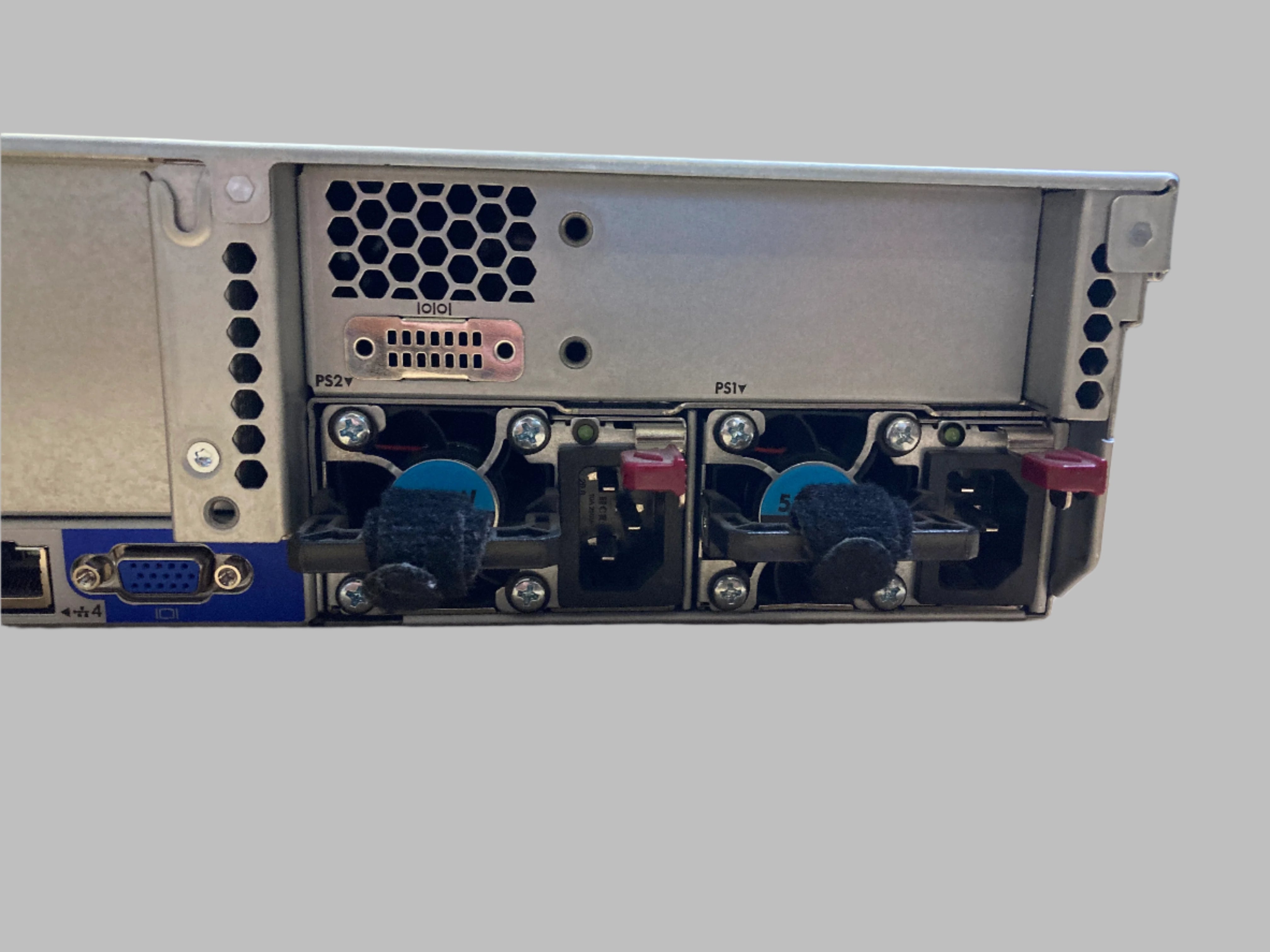 HPE Server ProLiant DL380 G9 2x Xeon E5-2667 V4 4GB RAM 8x 2.5" Bay No HDD