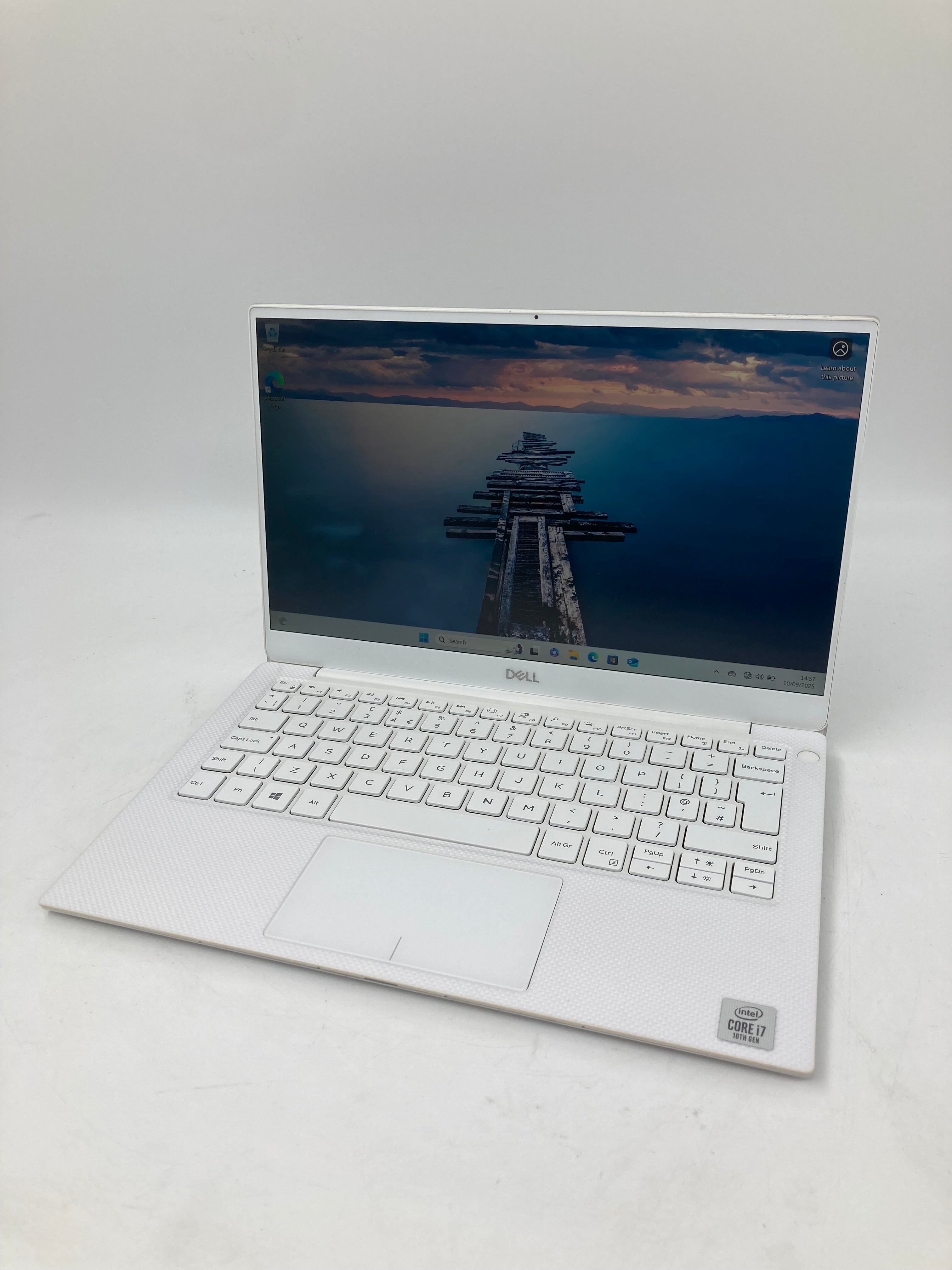 Dell Laptop XPS 13 7390 White 13" i7 10th Gen 16GB RAM 512GB SSD W11