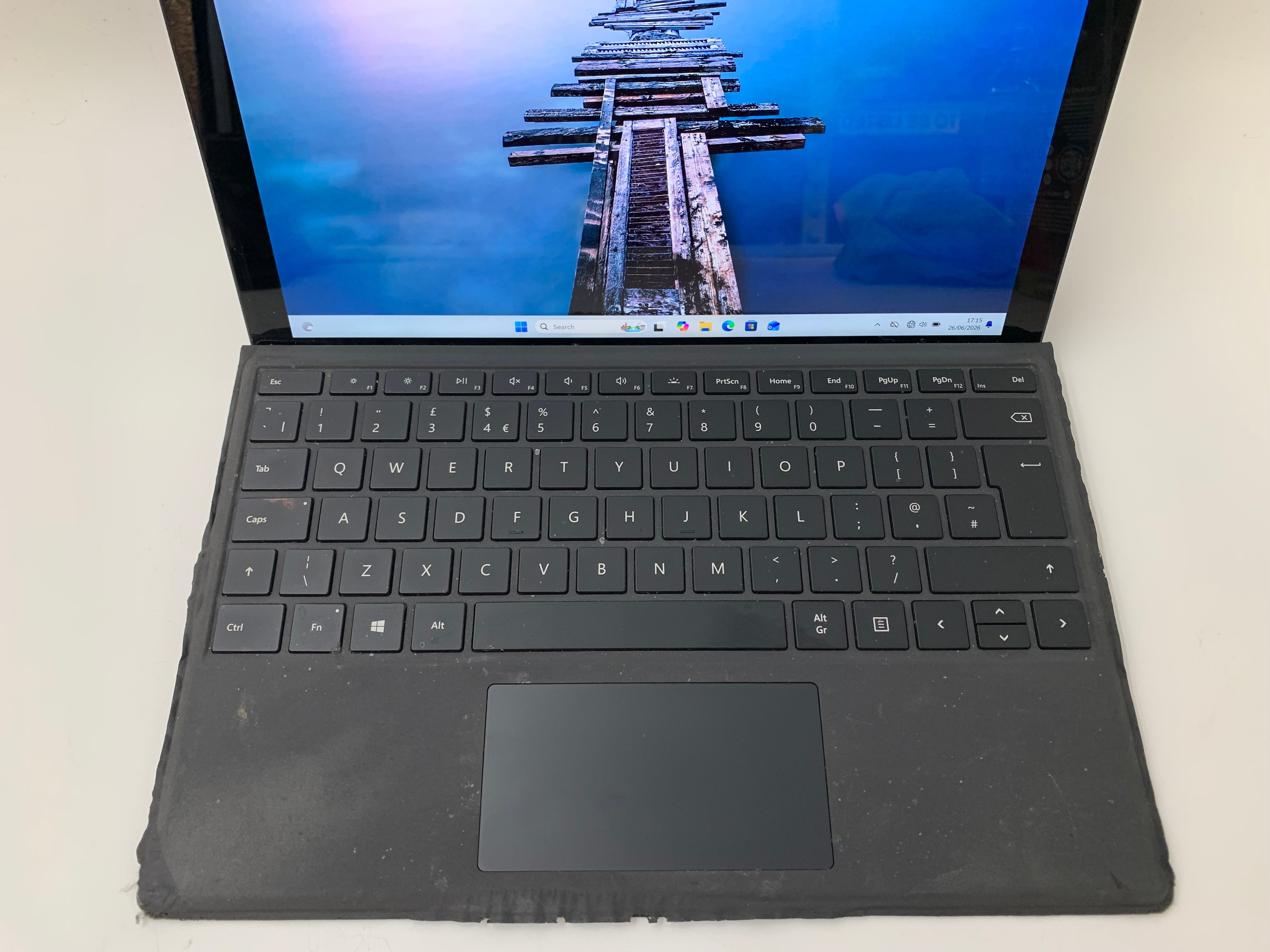 Microsoft Surface Pro 7 | 12.3" Touch | i5 10th Gen | 8GB RAM | 256GB SSD | W11 Pro
