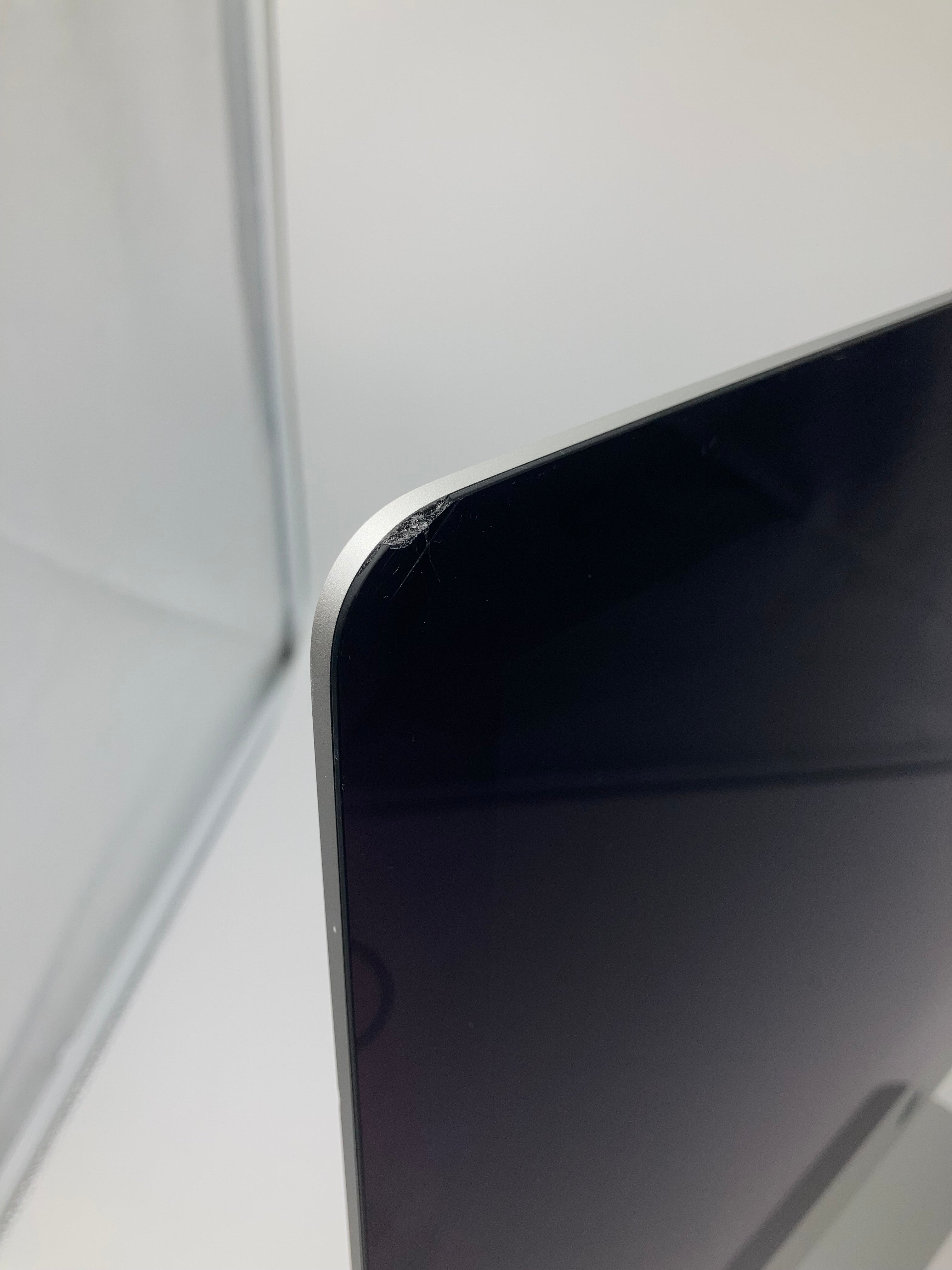 Apple iMac 2019 27" Retina 5K Screen i5-8500 16GB RAM 1TB HDD MacOS Sequioa