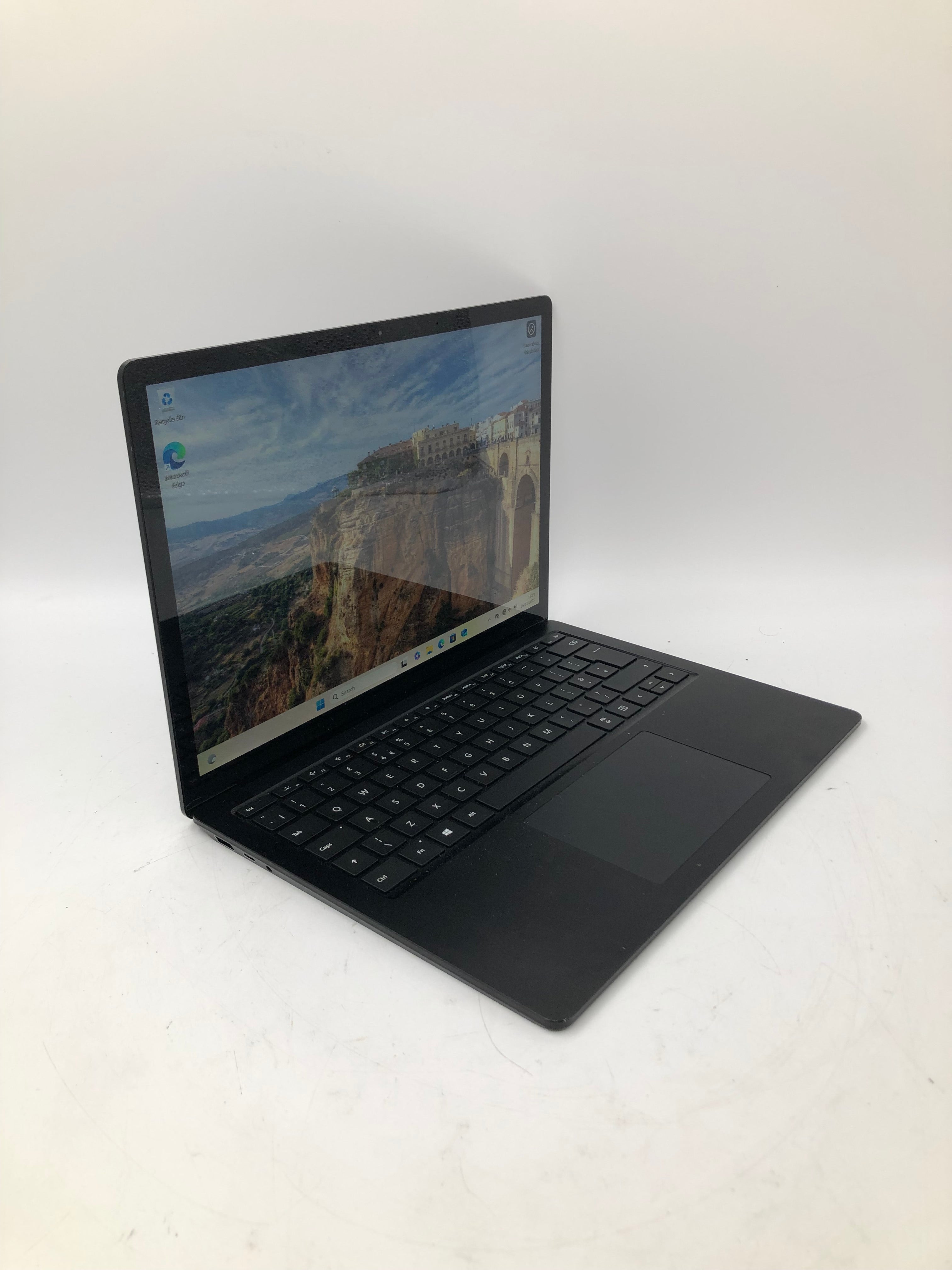 Microsoft Surface 3 13"TouchScreen i7 10th Gen 16GB RAM 512GB SSD W11