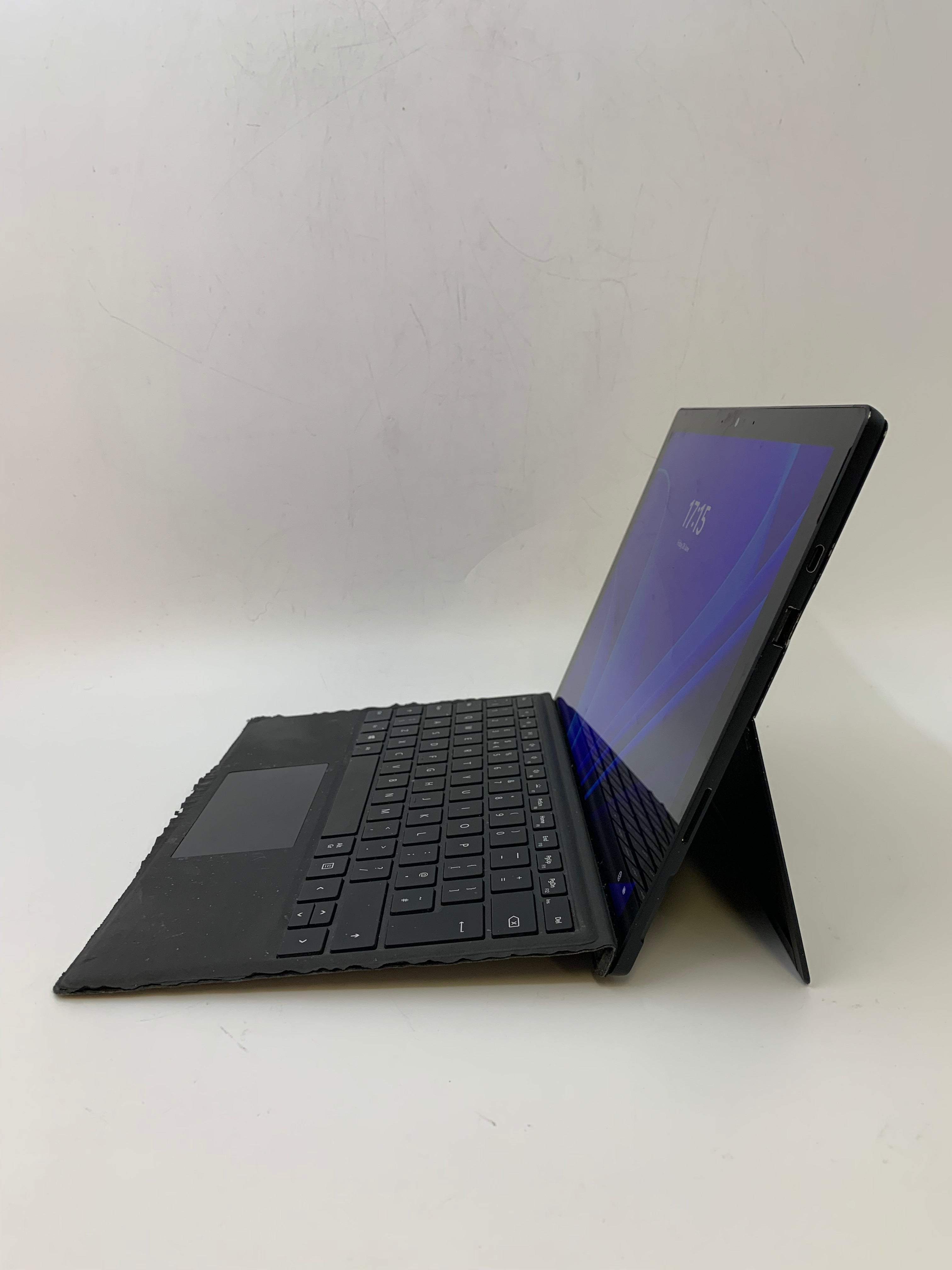 Microsoft Surface Pro 7 | 12.3" Touch | i5 10th Gen | 8GB RAM | 256GB SSD | W11 Pro