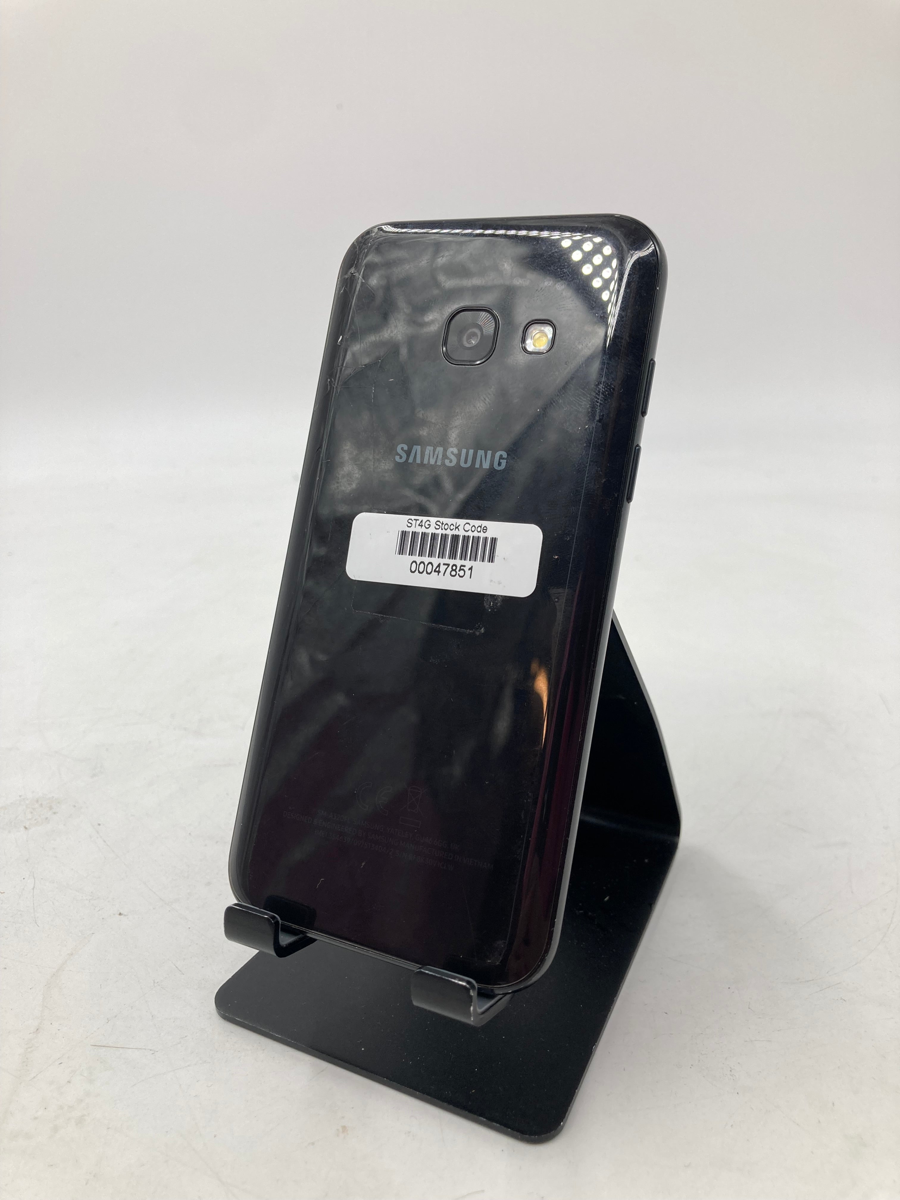 Batch 5x Samsung Galaxy A5 A20e A3 16GB 32GB - Black White *Spares*